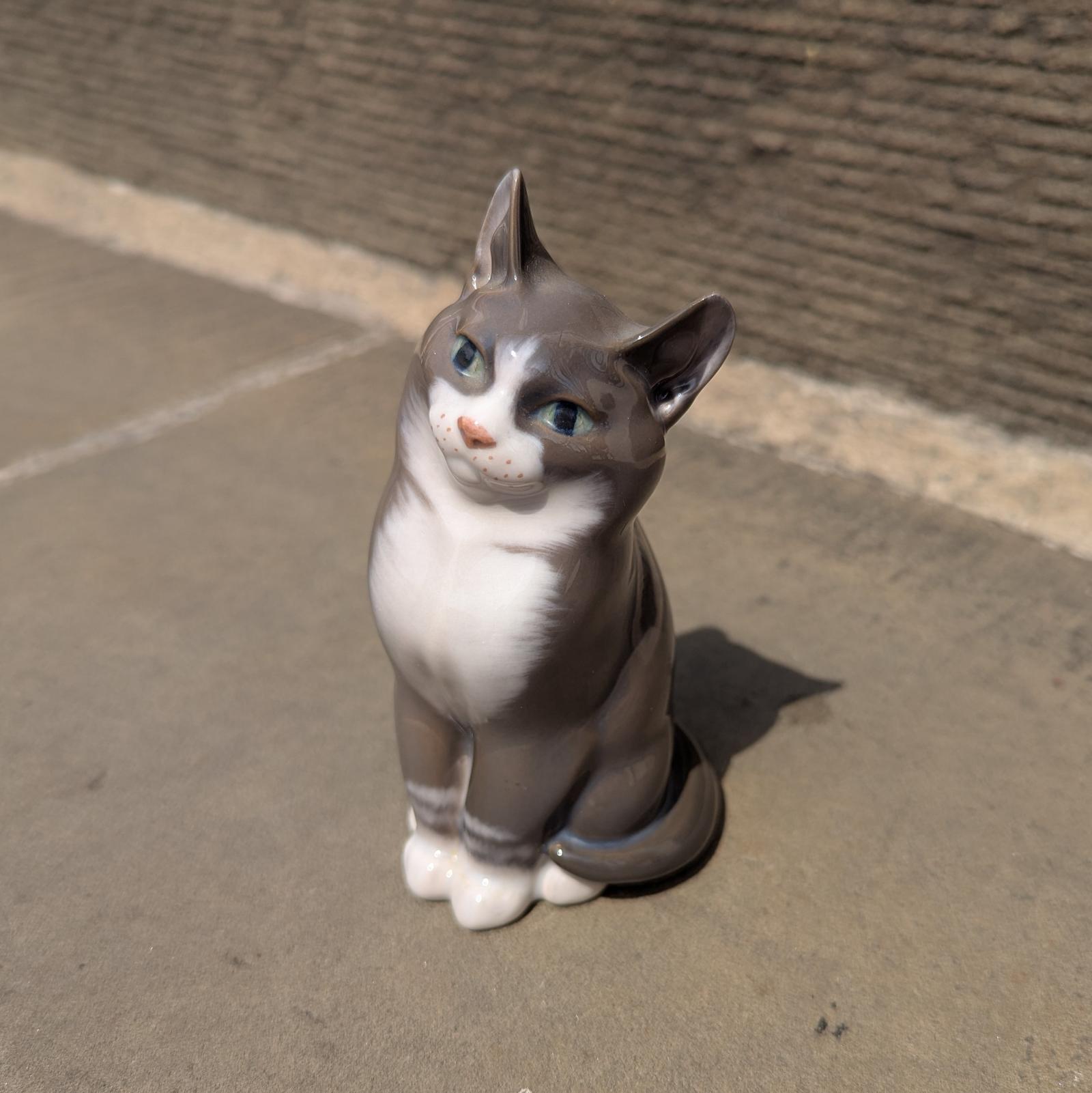 Vintage Royal Copenhagen Grey & White Seated Cat (1 of 7)