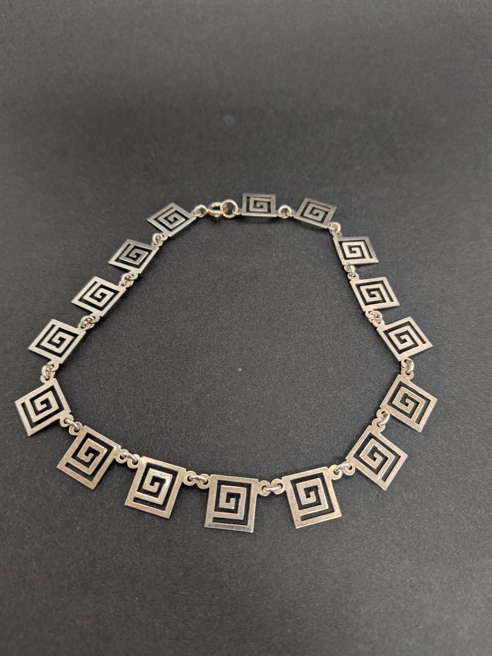 Vintage Solid Silver Greek Key Bracelet (1 of 11) Vintage Solid Silver Greek Key Bracelet (1 of 11)