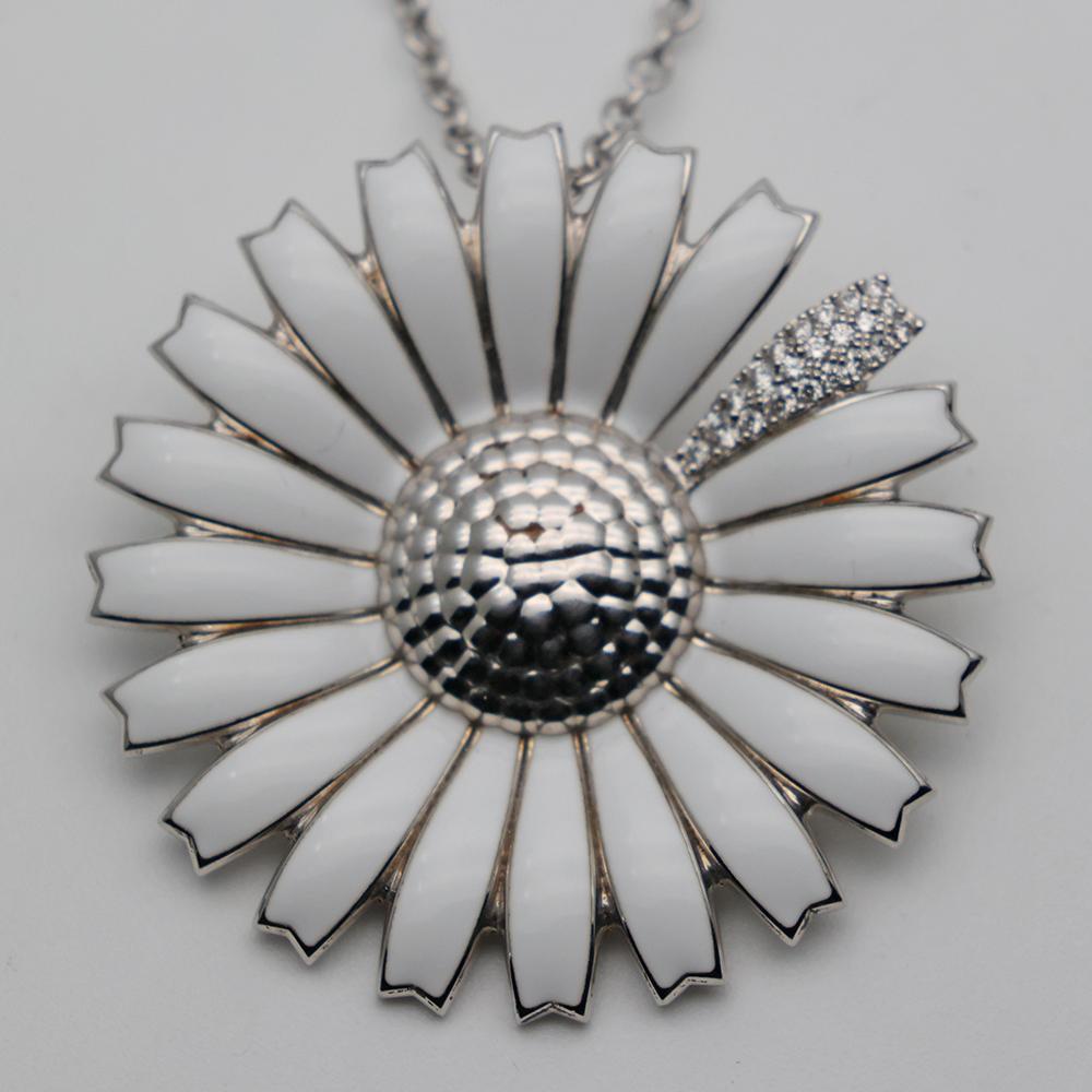 Georg Jensen ‘Daisy’ Brooch & Pendant on Chain (1 of 4) Georg Jensen ‘Daisy’ Brooch & Pendant on Chain (1 of 4)