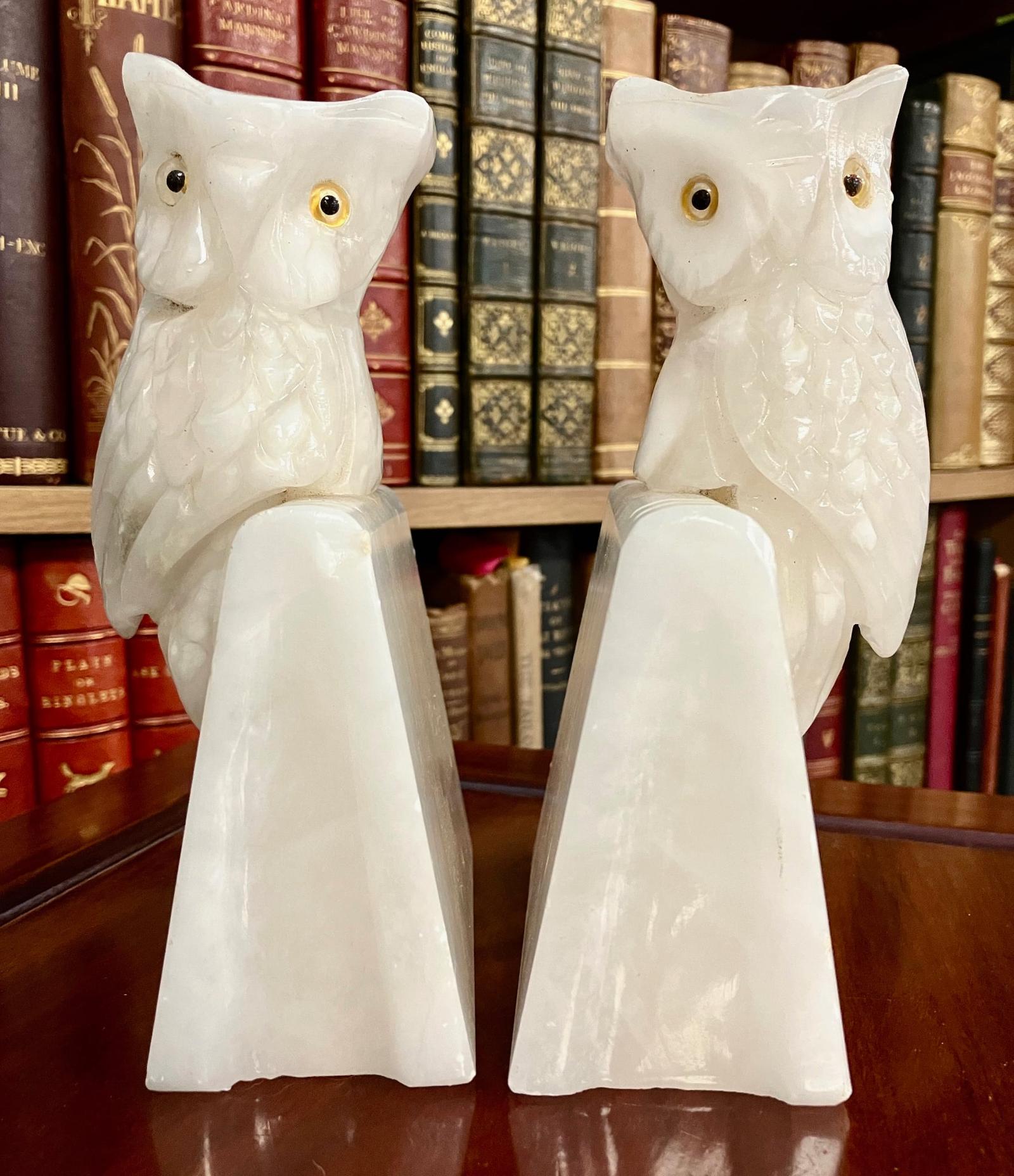 1950s Pair of Unusual Owl Bookends & Made in Onxy (1 of 5) 1950s Pair of Unusual Owl Bookends & Made in Onxy (1 of 5)