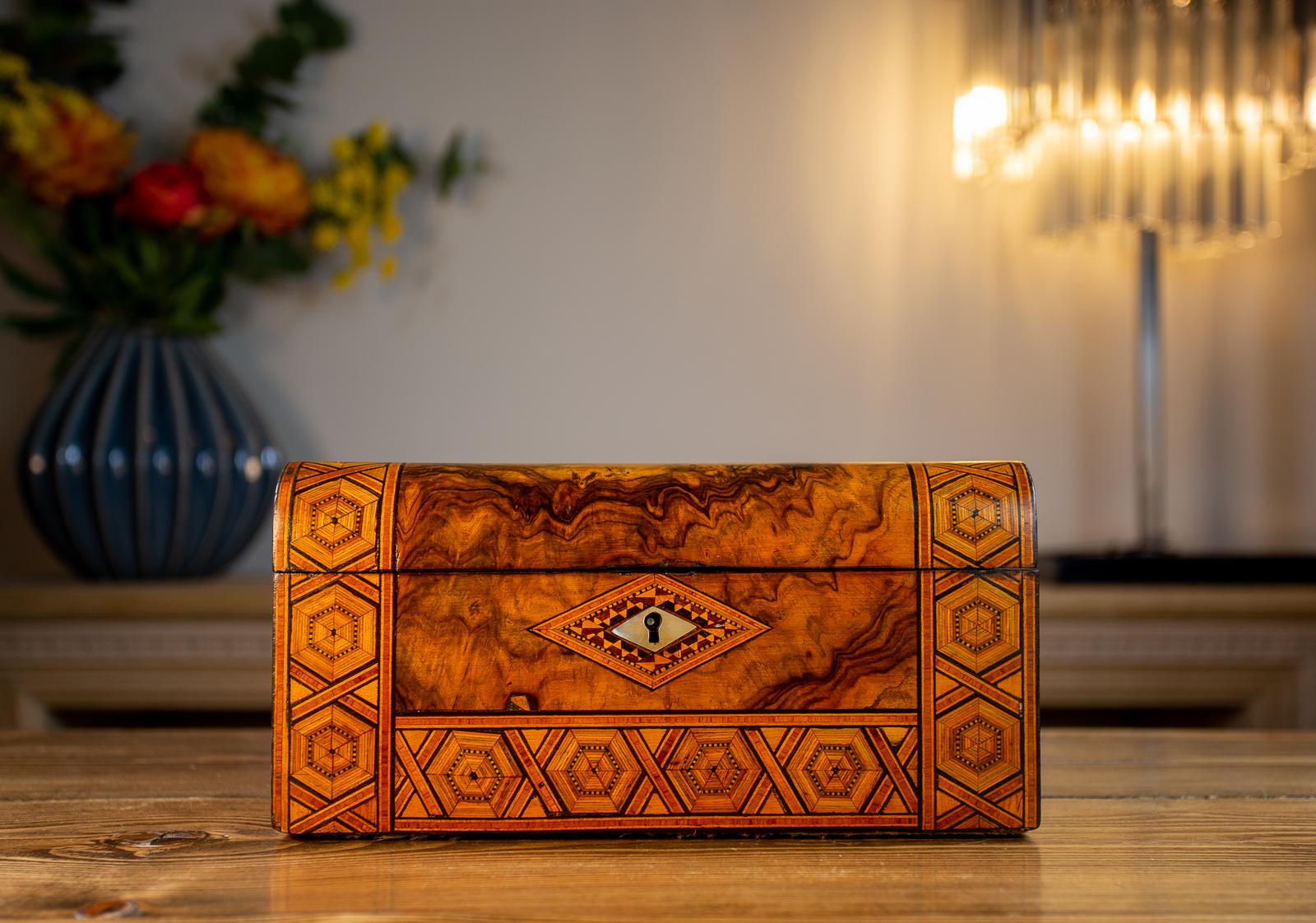 Burr Walnut Tunbridge Ware Table Box 1880 (1 of 11) Burr Walnut Tunbridge Ware Table Box 1880 (1 of 11)