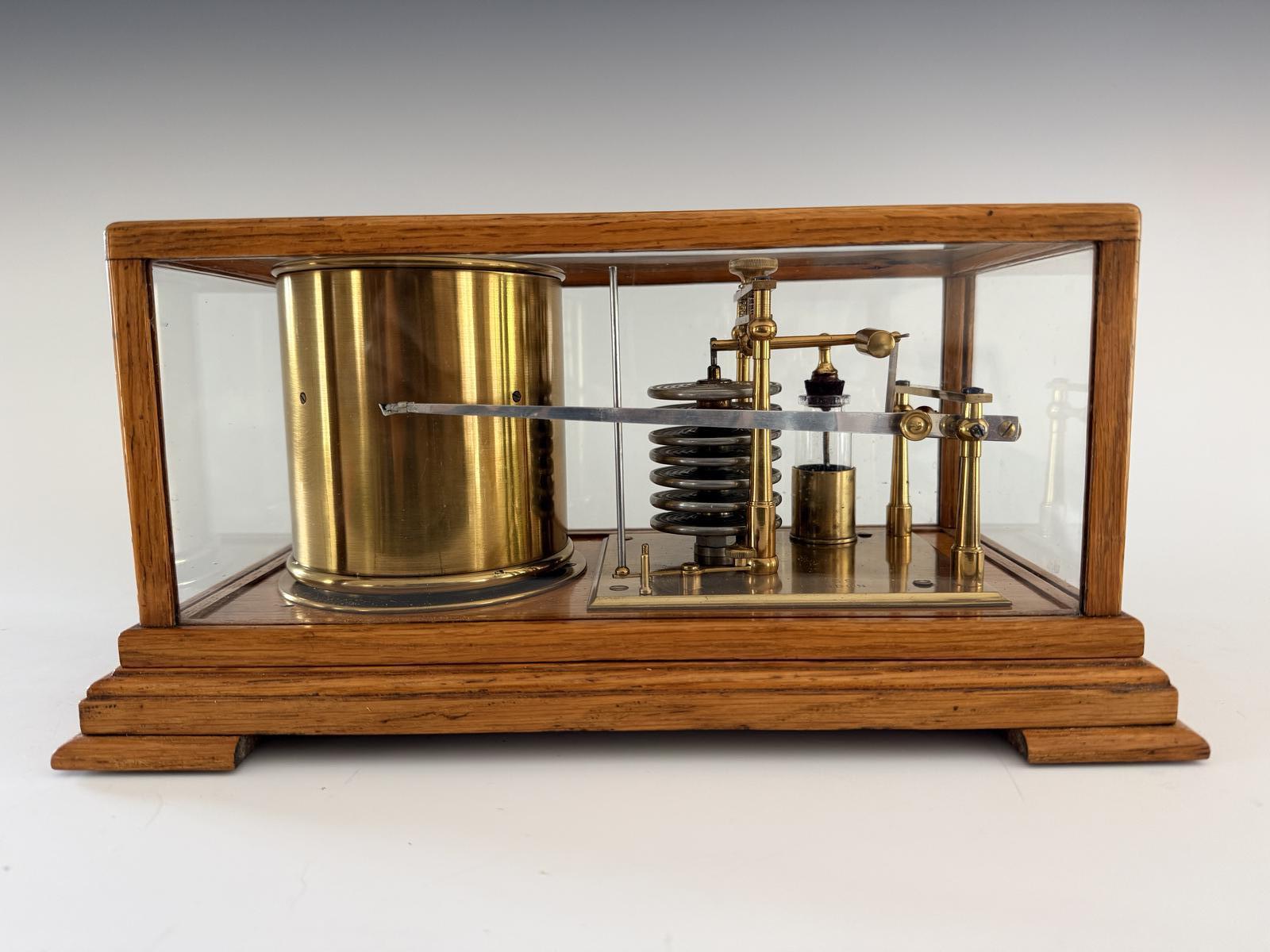 Compact Barograph by Ross, London (1 of 5) Compact Barograph by Ross, London (1 of 5)