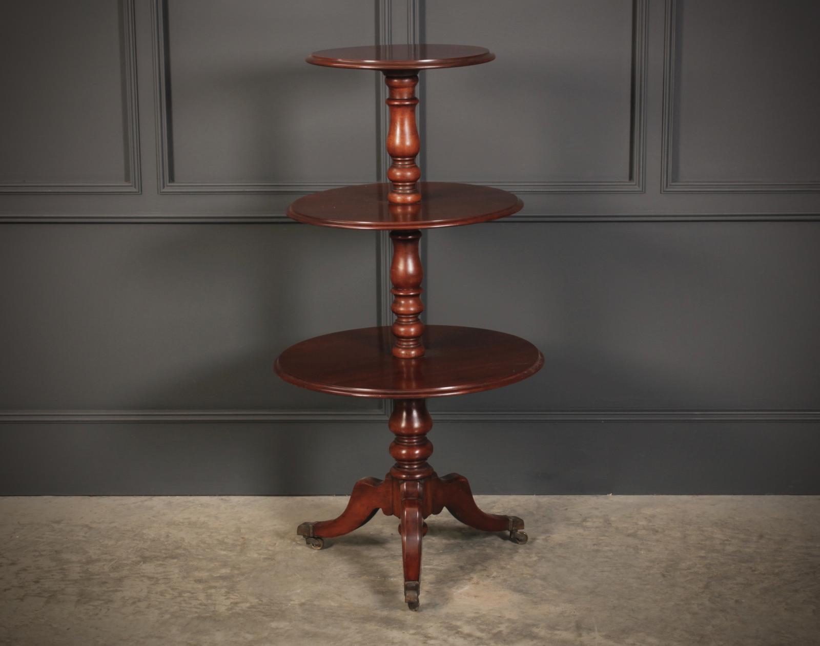 Georgian Mahogany 3 tier Dumbwaiter (1 of 8)