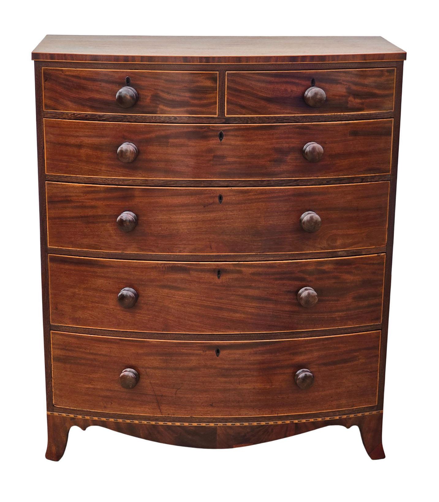 Antique 19th Century Mahogany Bow Front Chest of Drawers - Fine Quality Gillows (1 of 8)