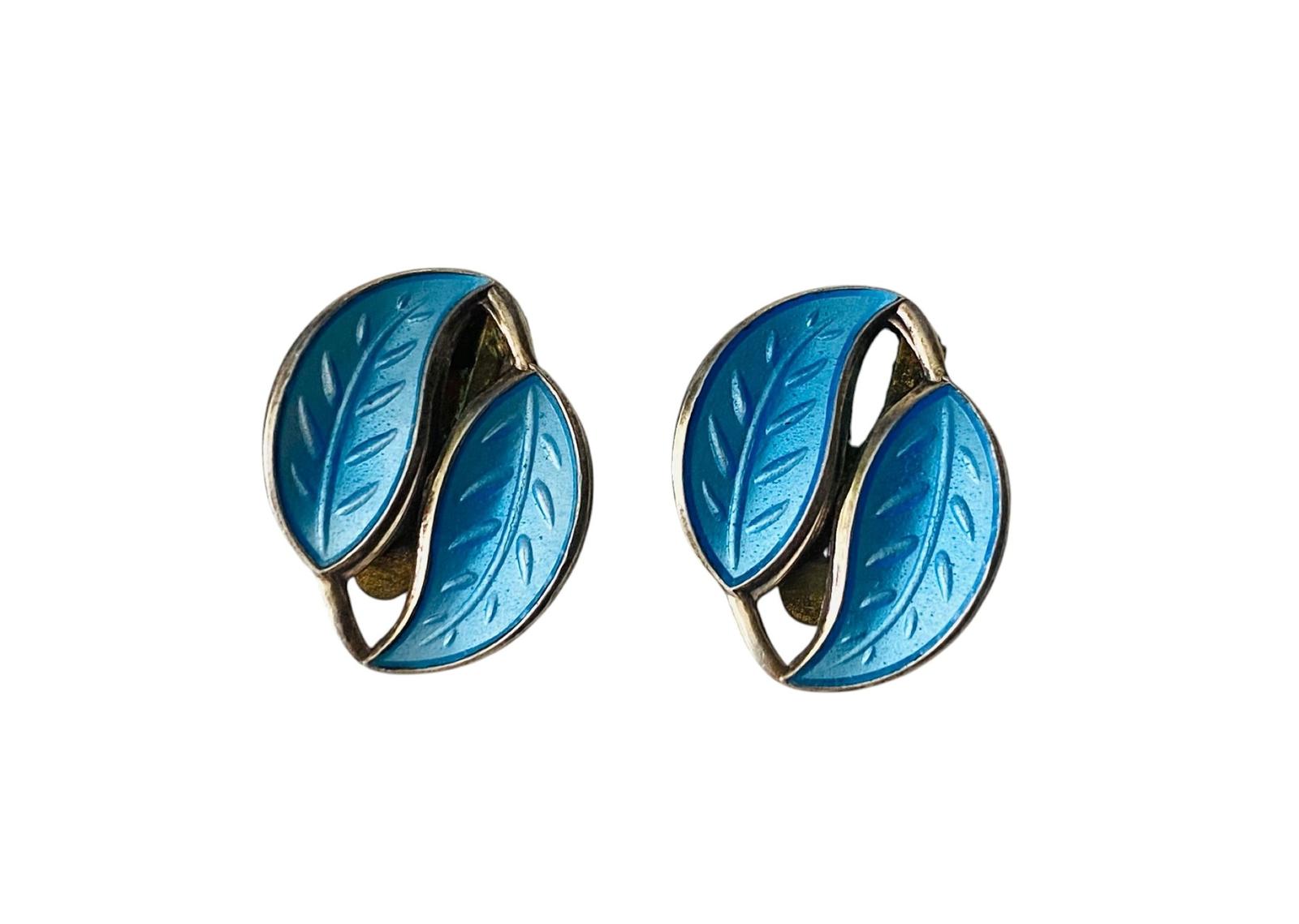 Vintage David Andersen Sterling Silver Gilt Guilloche Enamel Double Leaf Clip On Earrings (1 of 5) Vintage David Andersen Sterling Silver Gilt Guilloche Enamel Double Leaf Clip On Earrings (1 of 5)