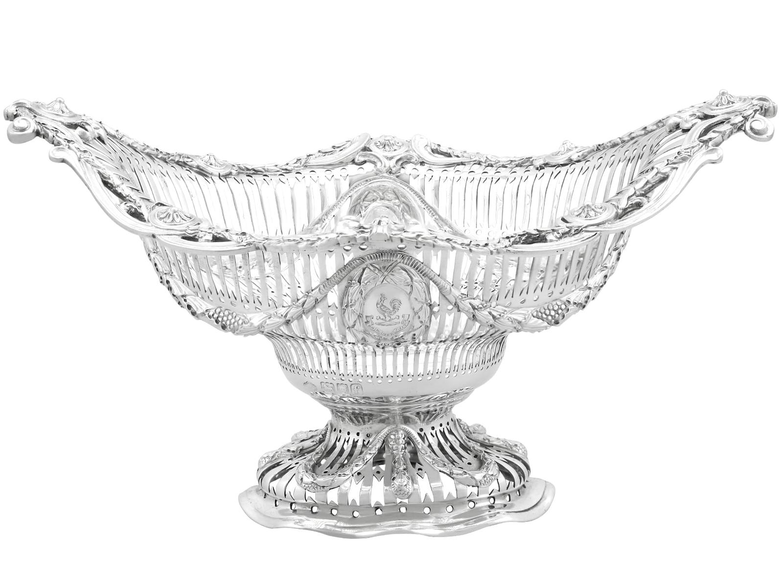 Antique Edwardian Sterling Silver Fruit / Bon Bon Dish 1901 (1 of 14)