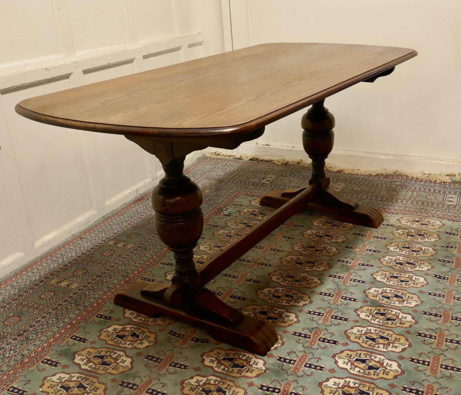 Good Quality Oak Refectory Dining Table (1 of 8)