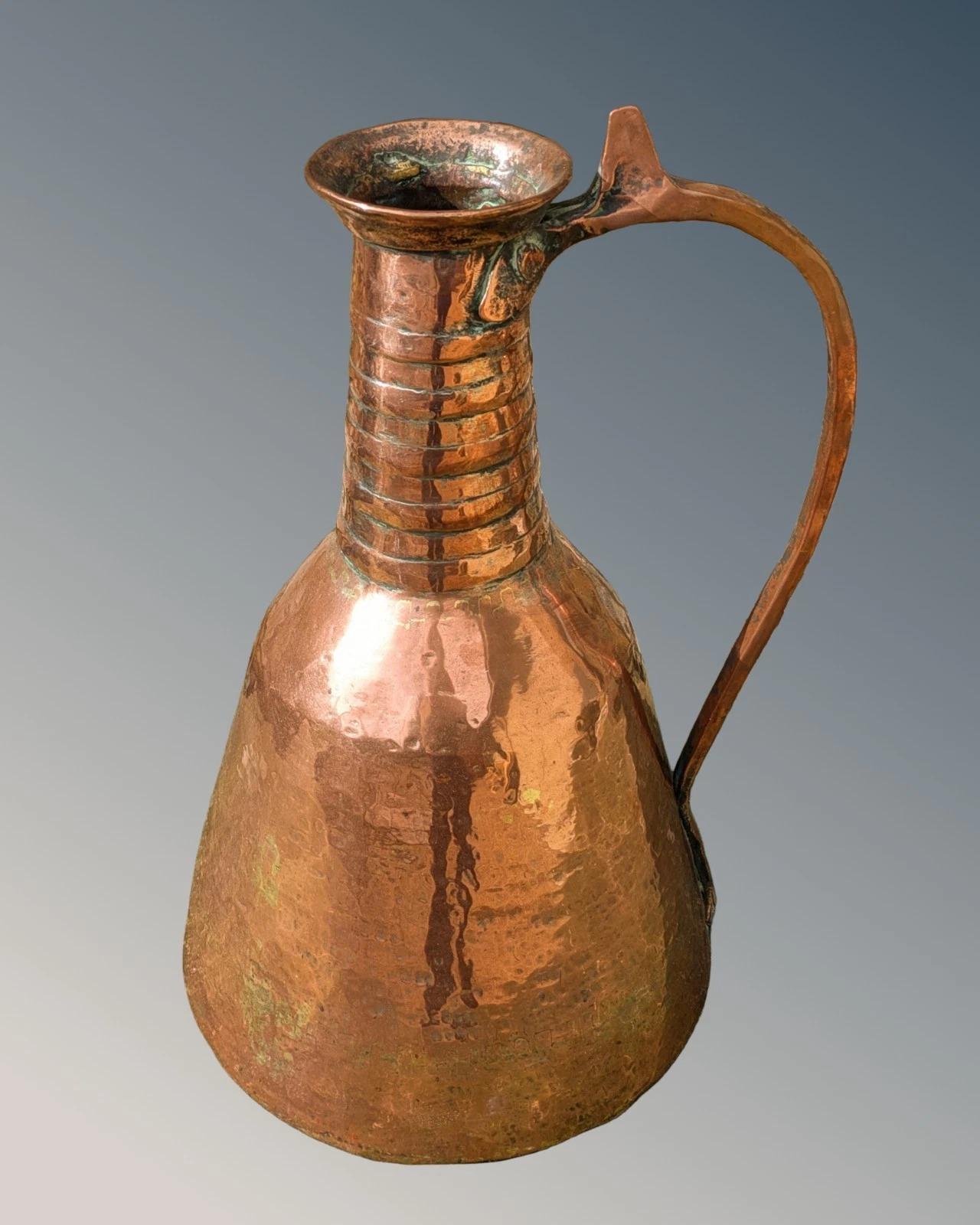 Good Large Arts & Crafts Copper Flagon (1 of 7) Good Large Arts & Crafts Copper Flagon (1 of 7)