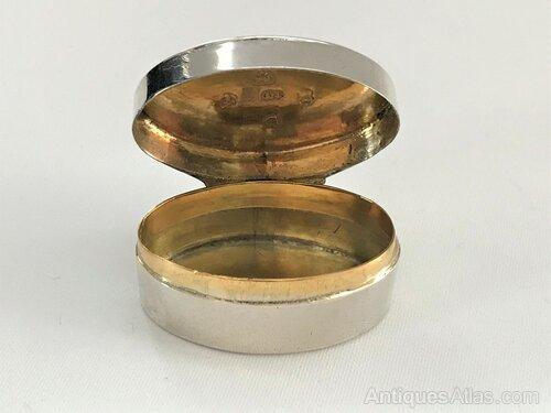 Rare 18th Century Hinged Silver Patch Box (1 of 6)