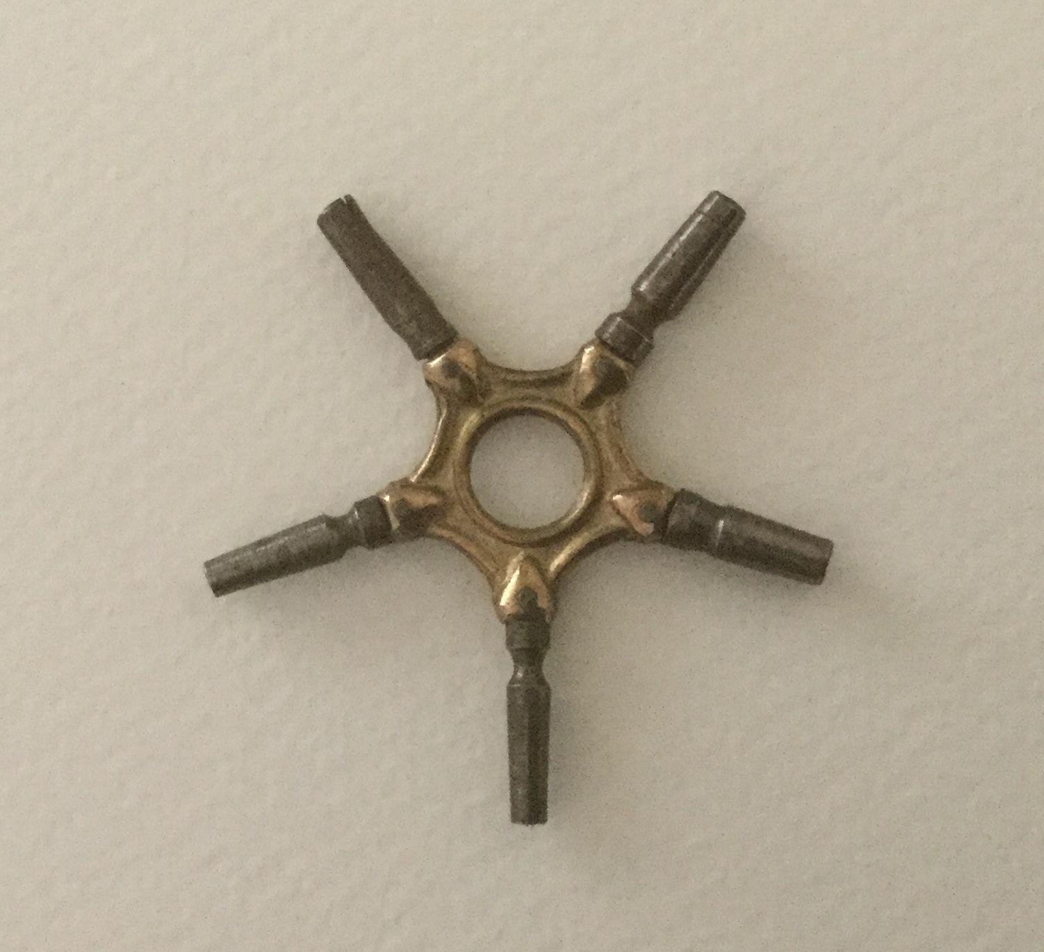 Vintage Pocket or Brocot Suspension Star Key (1 of 1)