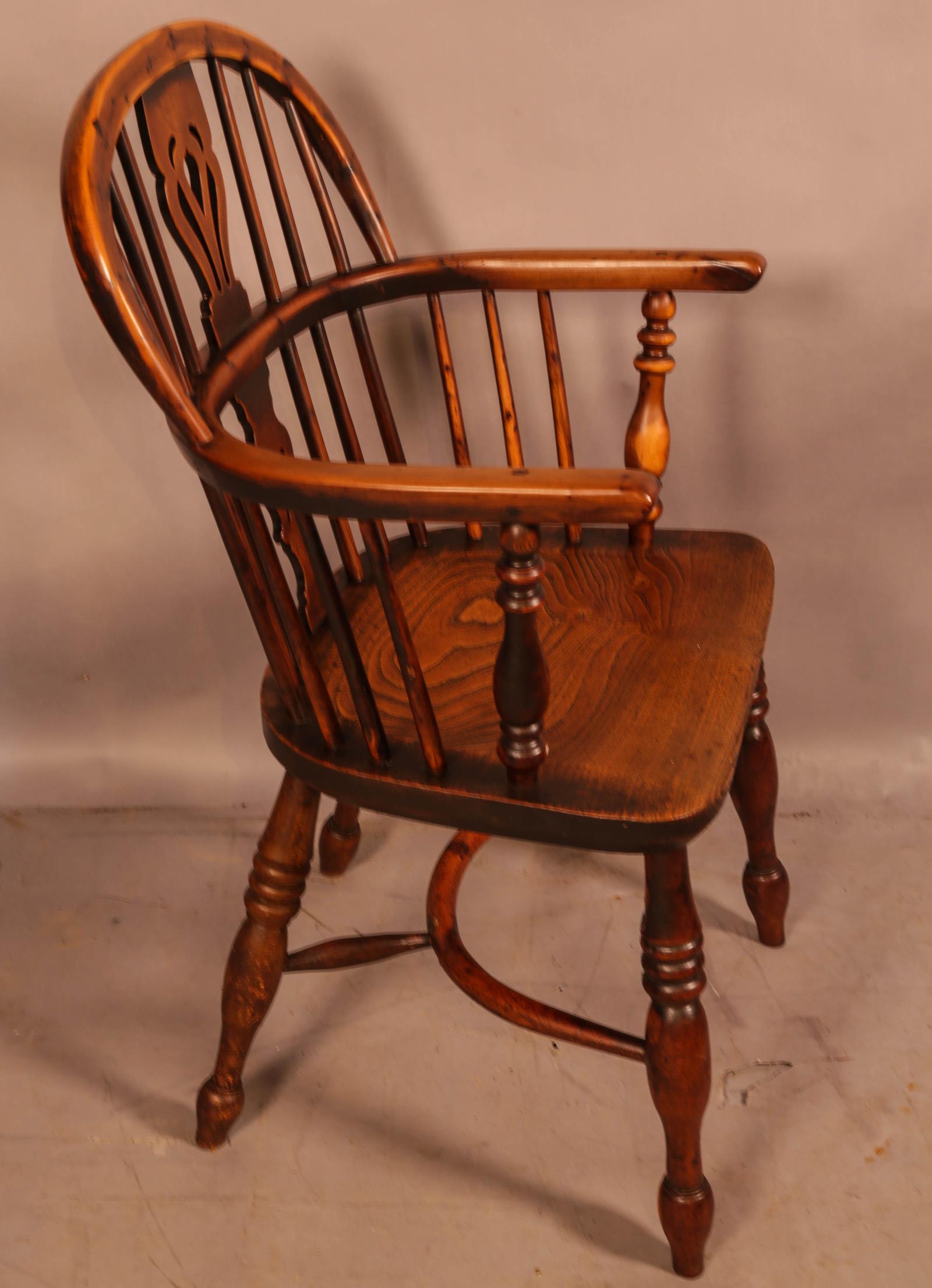 Good Yew Wood Windsor Chair Rockley Made (1 of 1)
