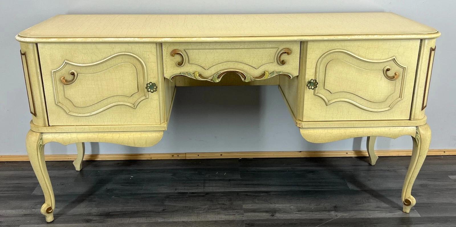 Vintage French Shabby Chic Sideboard (1 of 11) Vintage French Shabby Chic Sideboard (1 of 11)