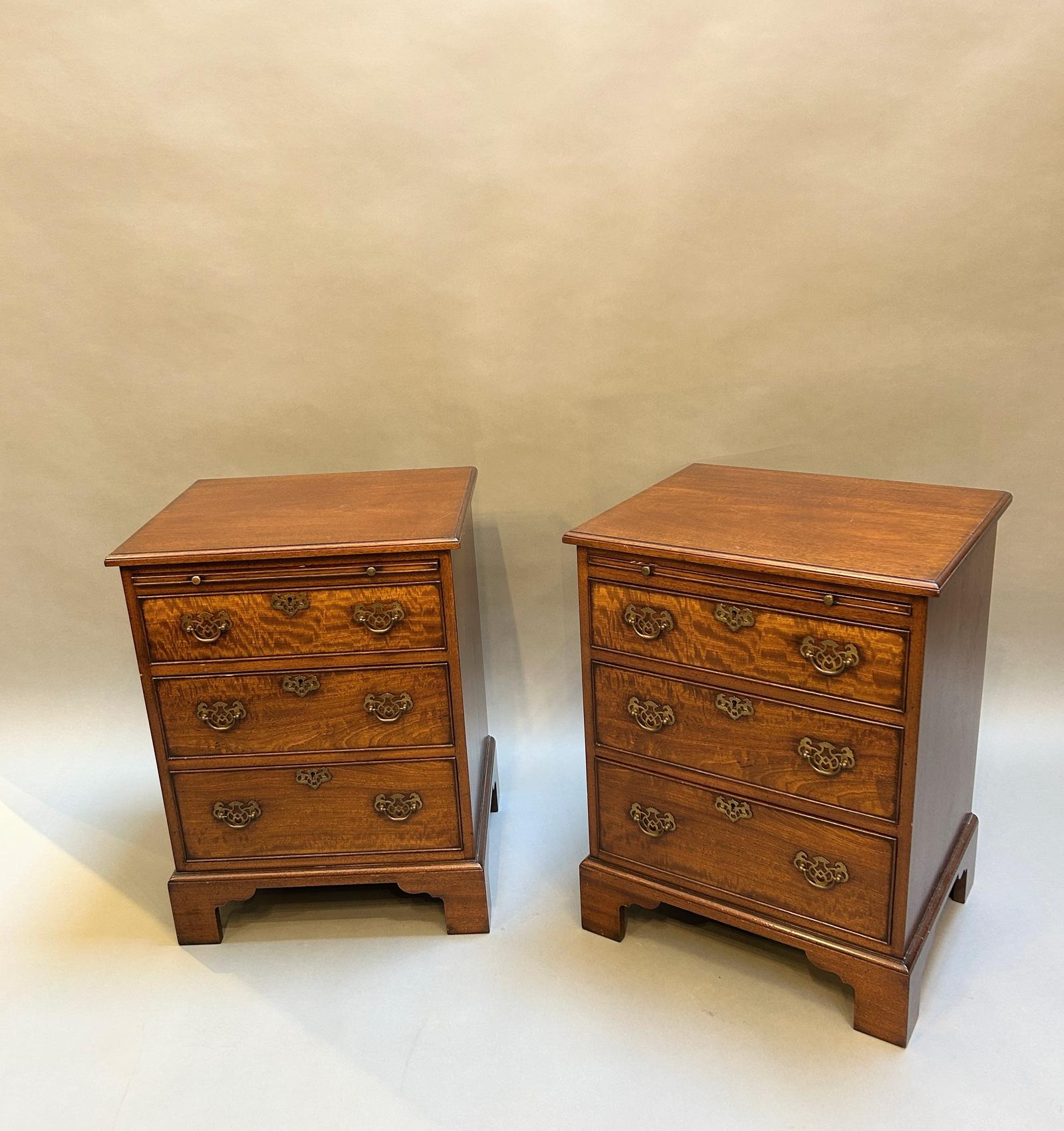 Pair Georgian Revival Bedside Chest Of Drawers (1 of 6) Pair Georgian Revival Bedside Chest Of Drawers (1 of 6)
