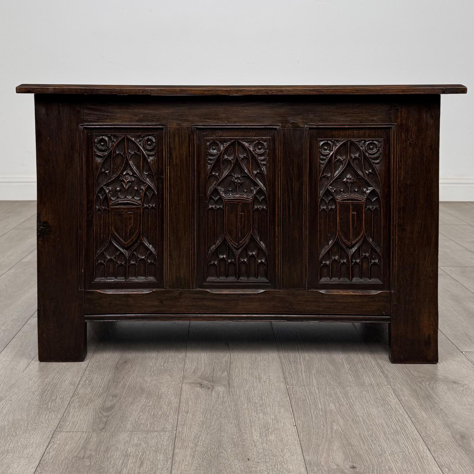 Antique 20th Century Carved Blanket Box in Oak (1 of 10) Antique 20th Century Carved Blanket Box in Oak (1 of 10)