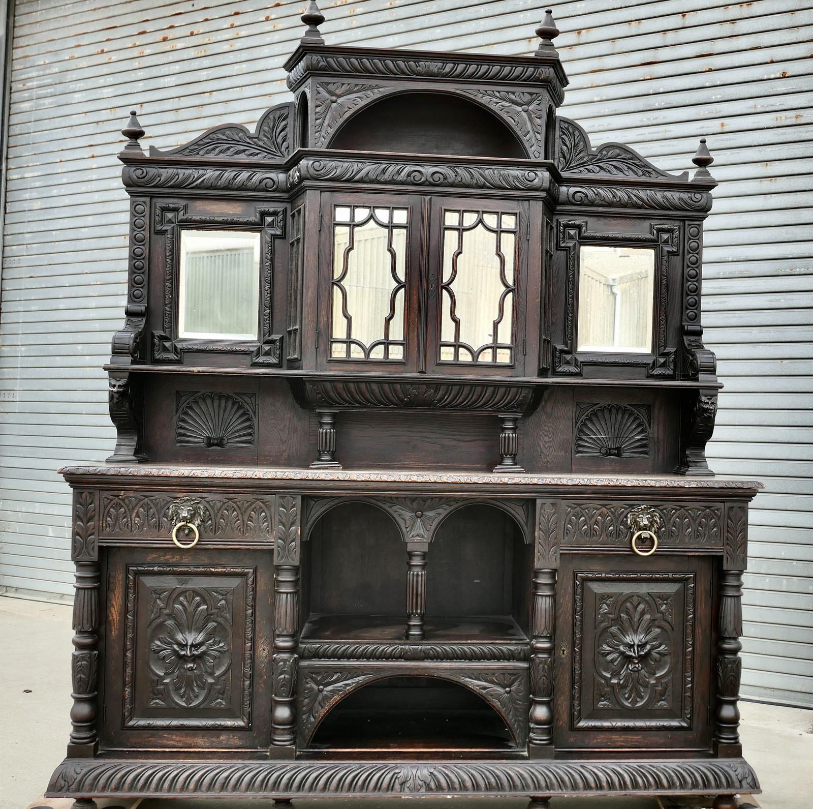 A Very Large Carved Oak Green Man Sideboard (1 of 6)
