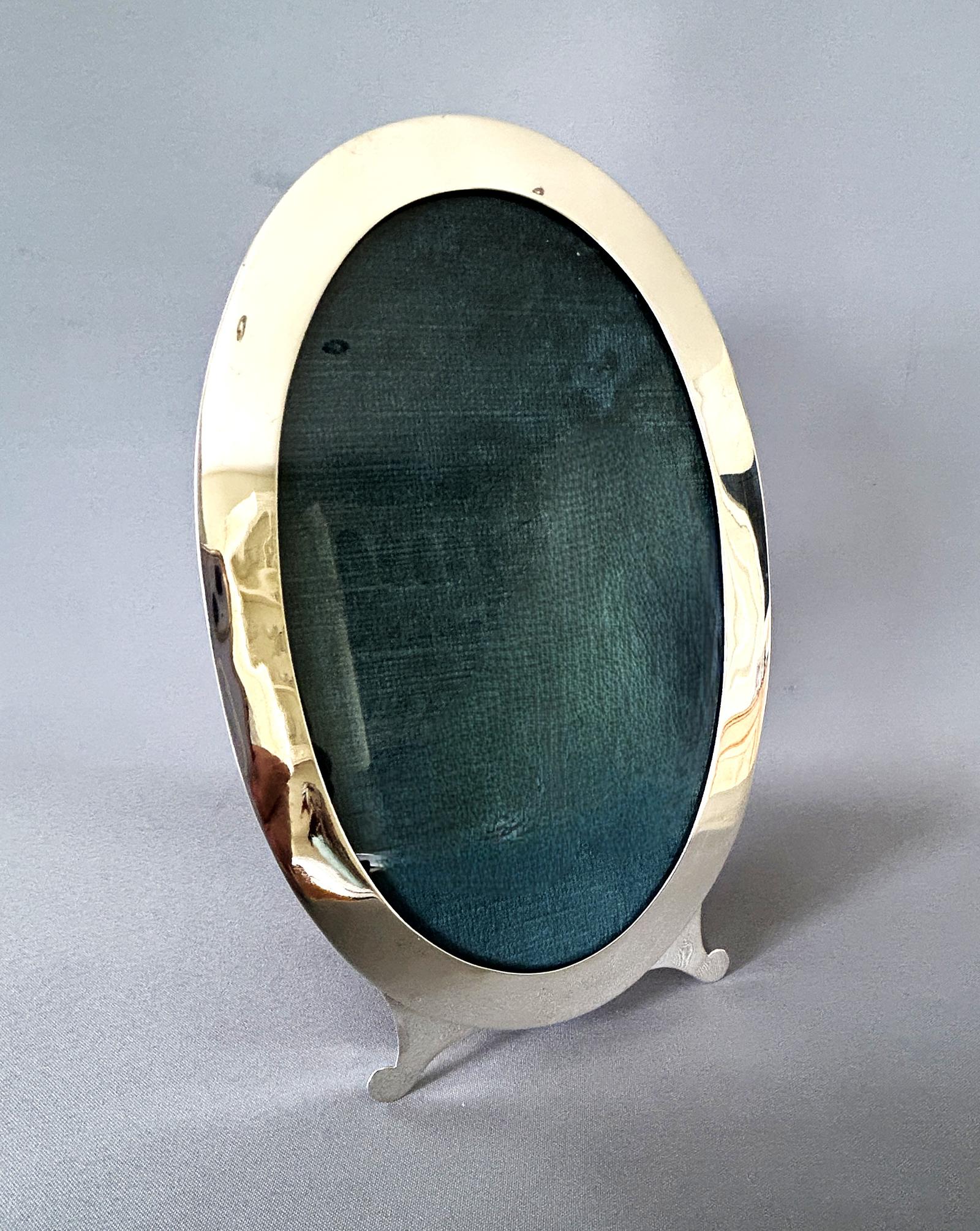 Superior George  Oval Silver Photo Frame (1 of 9)