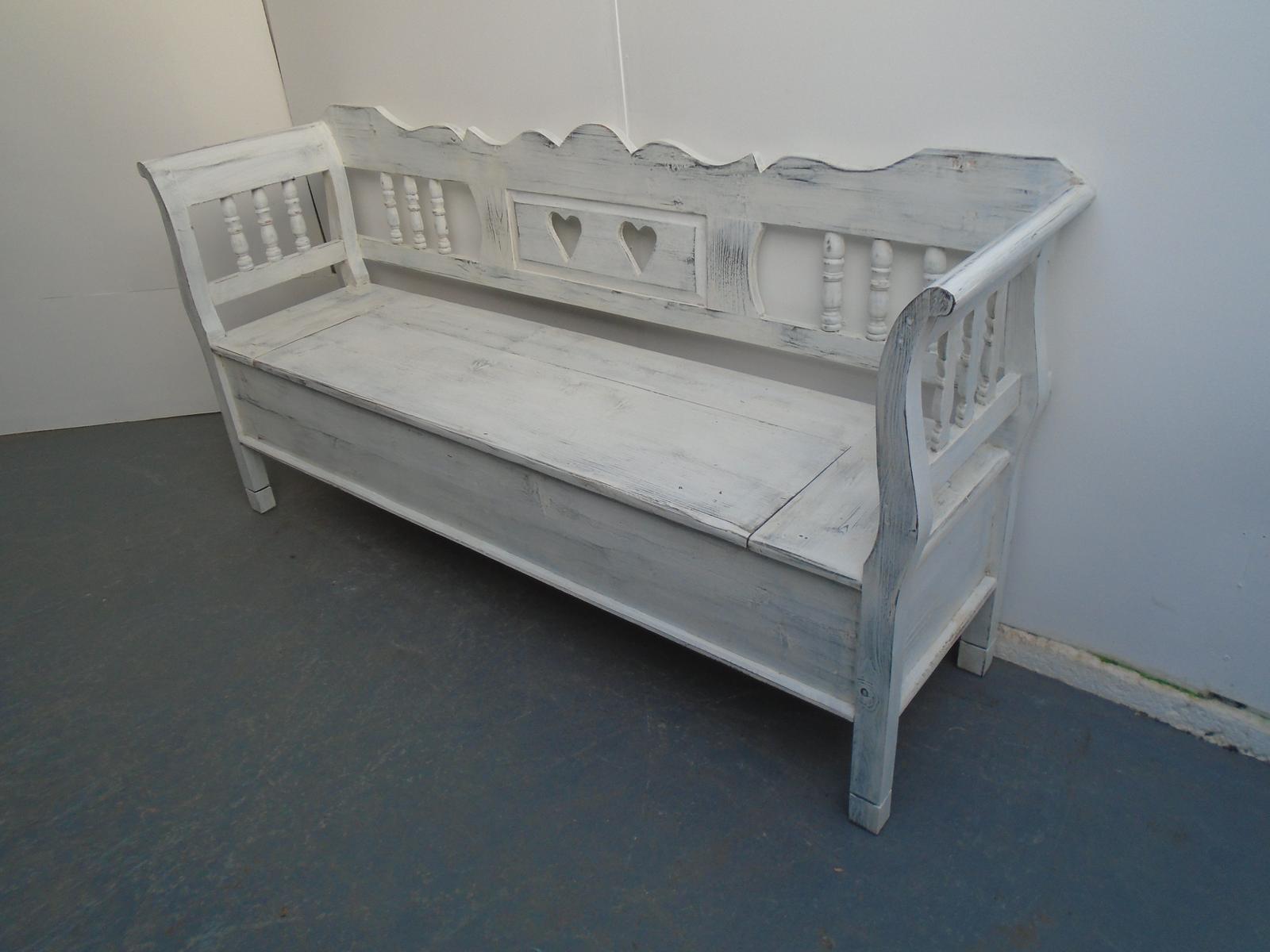 Mottled White Heart Motif Antique Pine 3 Seater Box Settle / Bench (1 of 9)