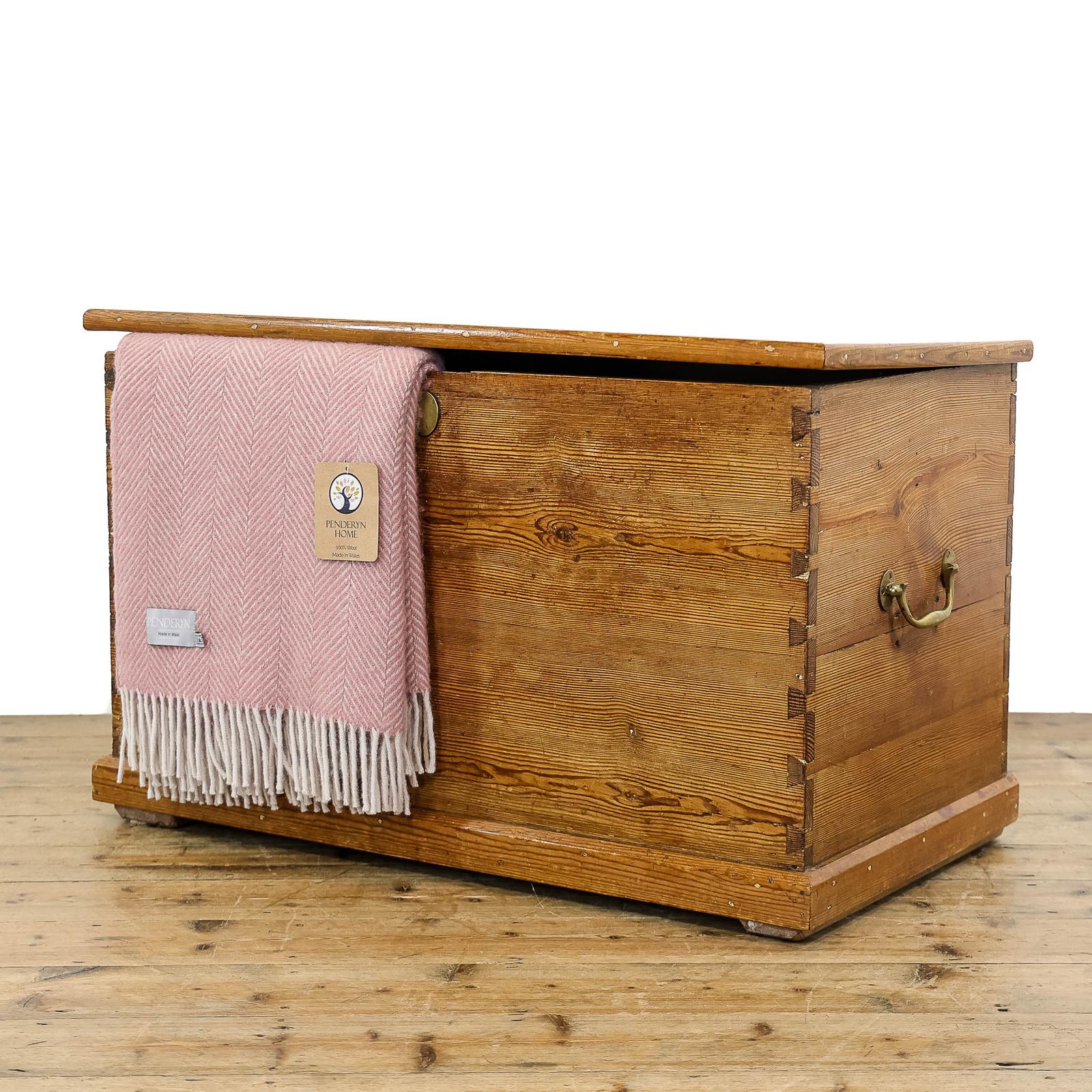 Antique Pine Blanket Box (1 of 8) Antique Pine Blanket Box (1 of 8)