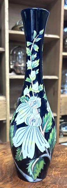 Rare 20th Century Moorcroft "Eyebright" Pattern Special Limited Edition Vase (1 of 5) Rare 20th Century Moorcroft "Eyebright" Pattern Special Limited Edition Vase (1 of 5)
