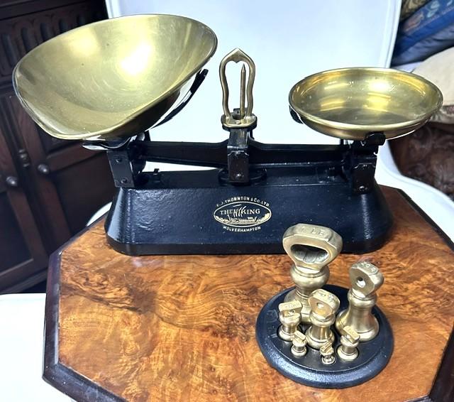 Cast Iron Scales with Original Brass Pans and Bell Weights, by F.J. Thornton & Co., Wolverhampton (1 of 5) Cast Iron Scales with Original Brass Pans and Bell Weights, by F.J. Thornton & Co., Wolverhampton (1 of 5)