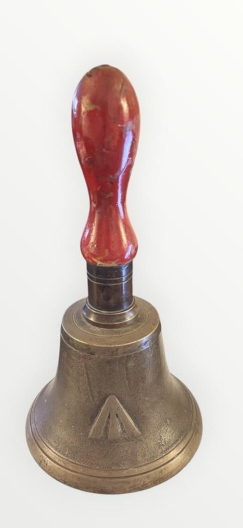 WWII BRITISH WAR DEPARTMENT / ARP WARDEN’S BRASS HAND BELL (1 of 9) WWII BRITISH WAR DEPARTMENT / ARP WARDEN’S BRASS HAND BELL (1 of 9)