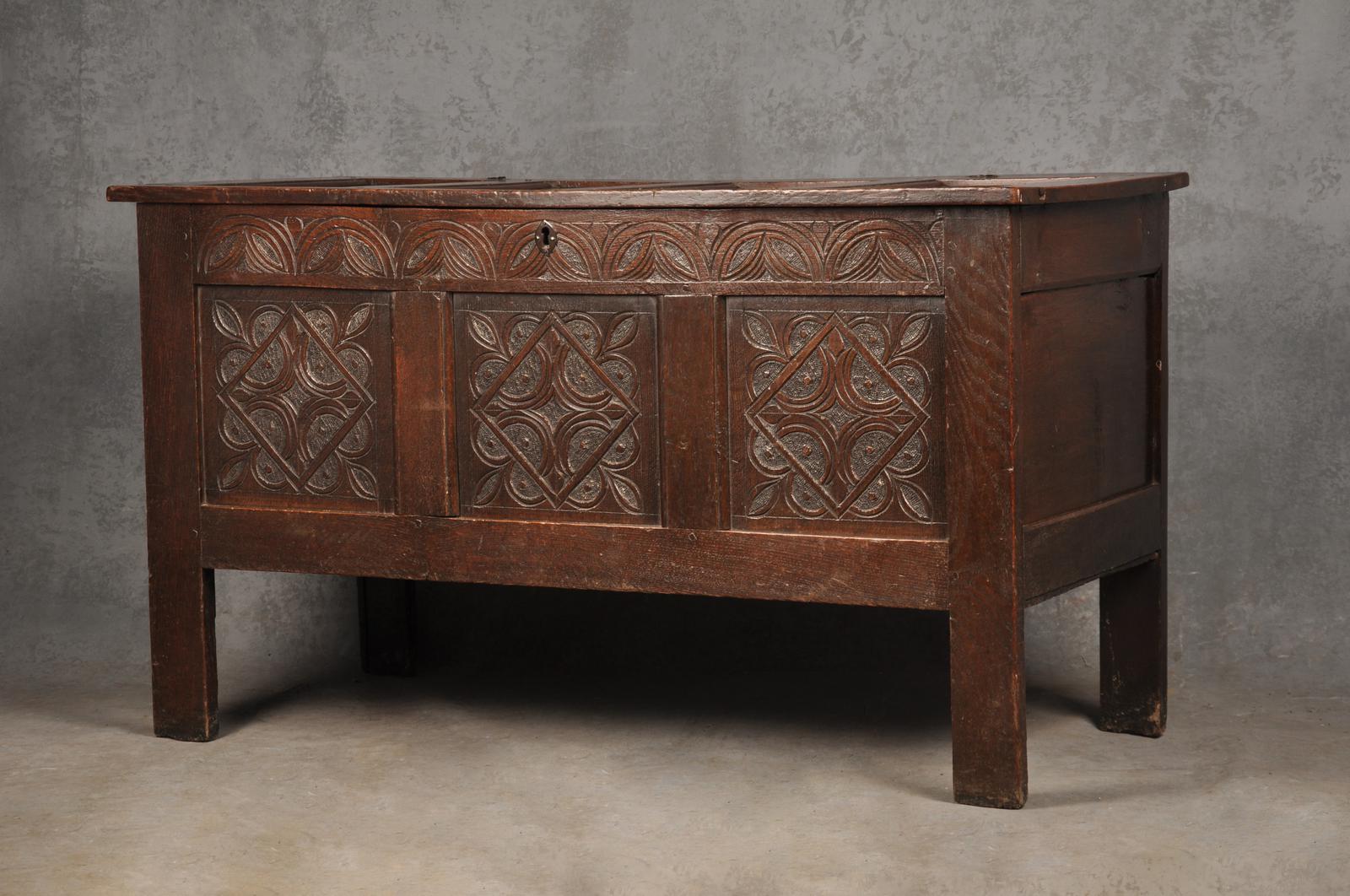 17th Century Oak Coffer (1 of 14) 17th Century Oak Coffer (1 of 14)