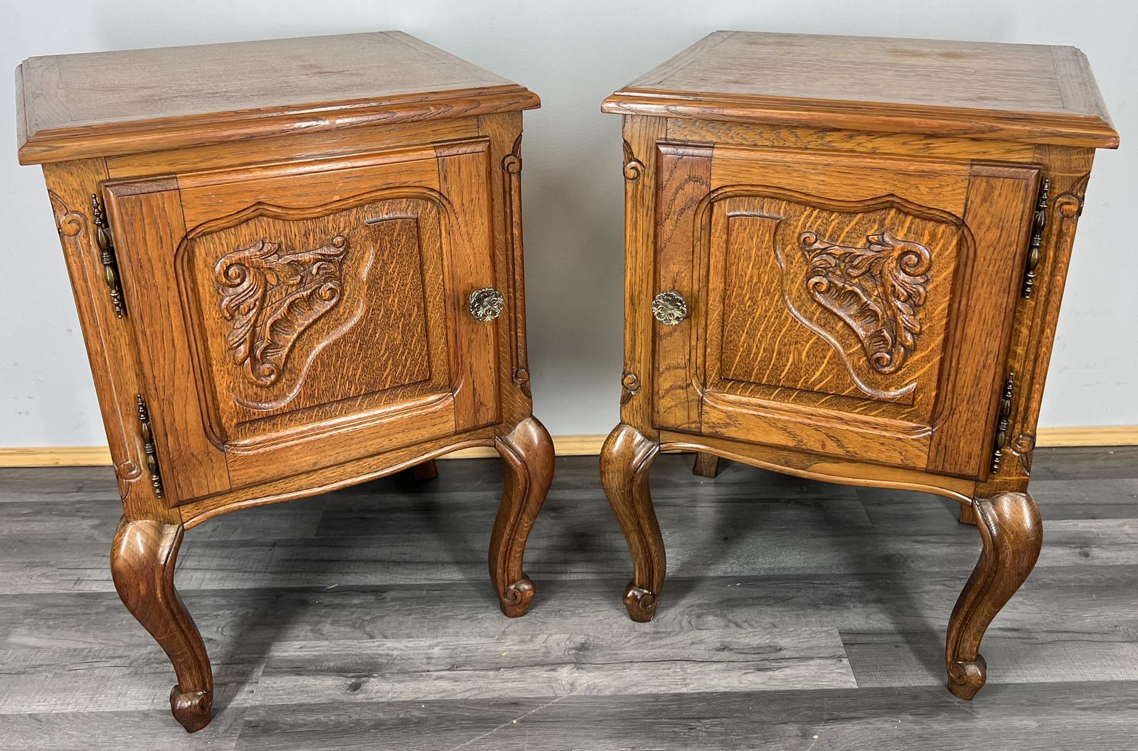 Pair of  Bedside Tables Vintage French Oak Nightstands Cabinets (1 of 10)