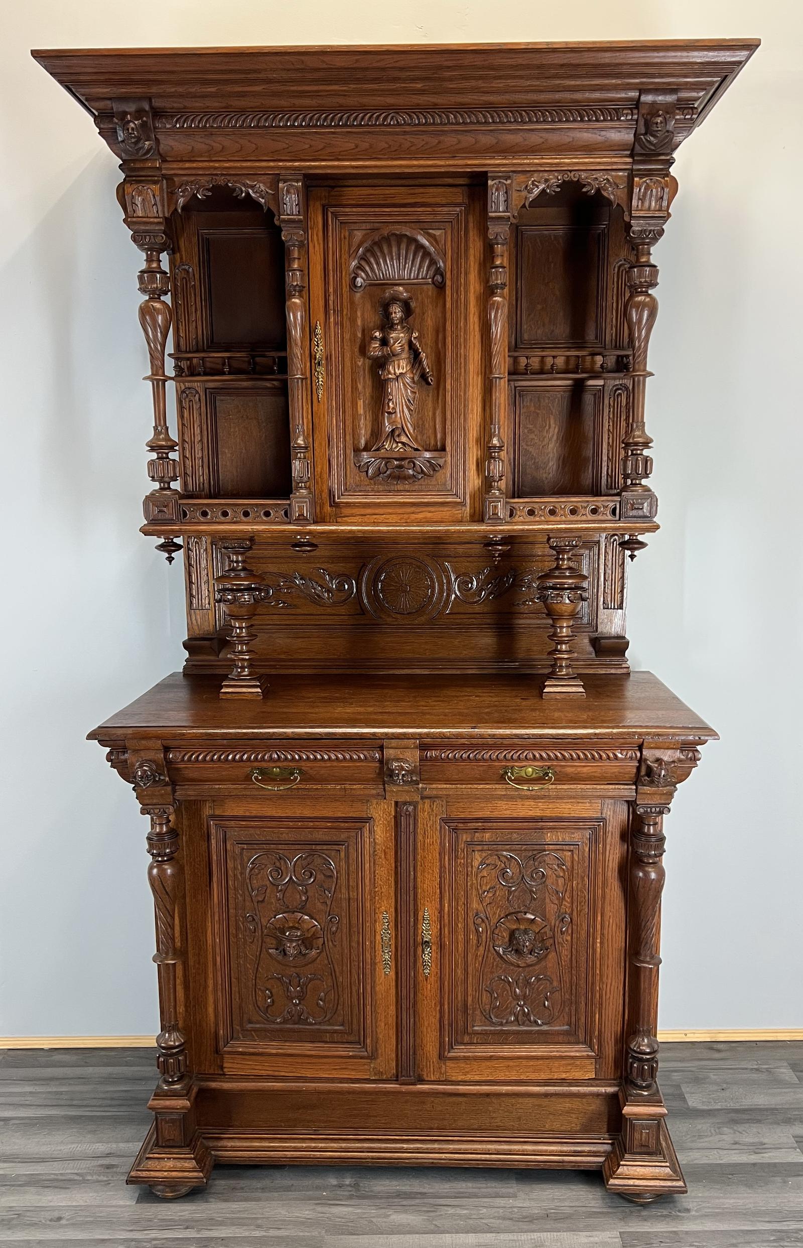 Antique French Oak Buffet Dresser Display Cabinet Carved Figurine (1 of 24) Antique French Oak Buffet Dresser Display Cabinet Carved Figurine (1 of 24)