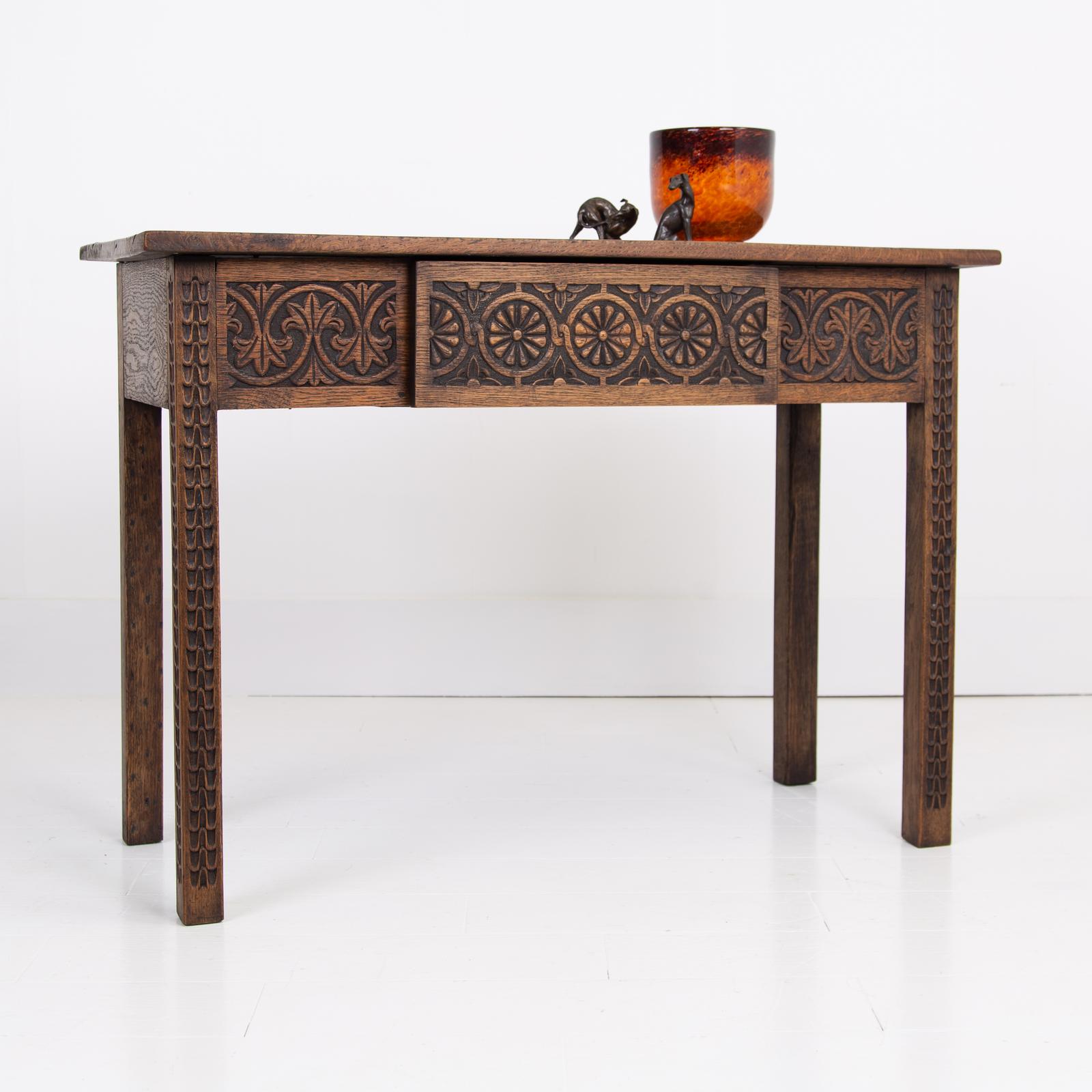 Decorative Oak Side Table with Drawer c.1900 (1 of 10)