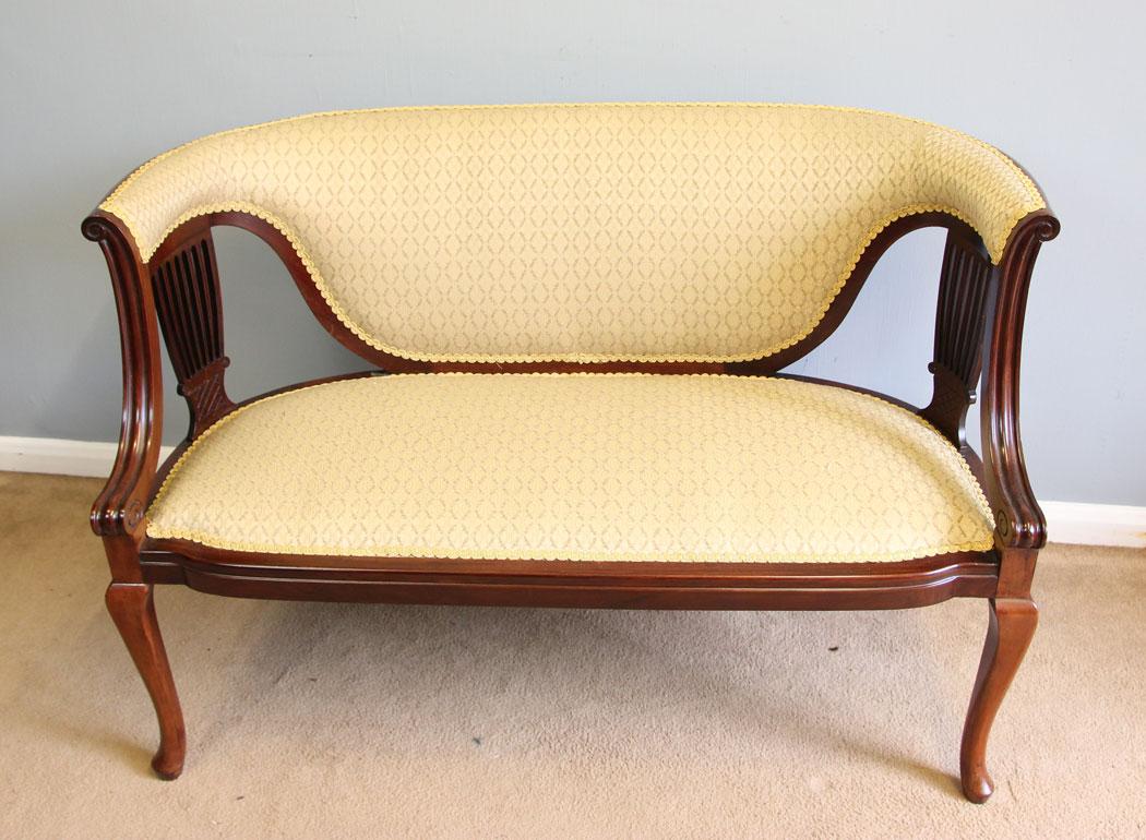 Quality Antique Edwardian Mahogany Sofa (1 of 10)