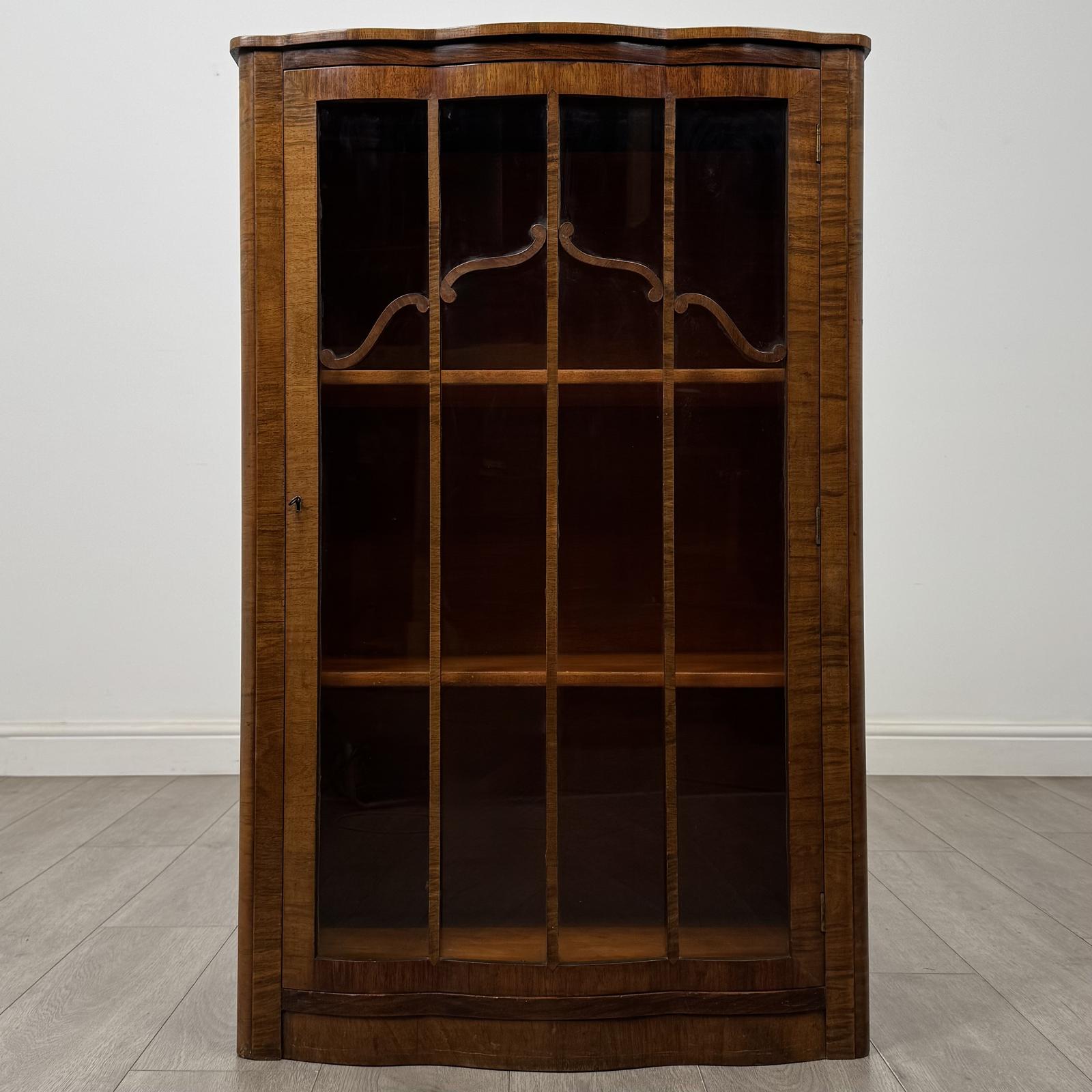 Antique 20th Century Display Cabinet in Figured Walnut (1 of 10) Antique 20th Century Display Cabinet in Figured Walnut (1 of 10)