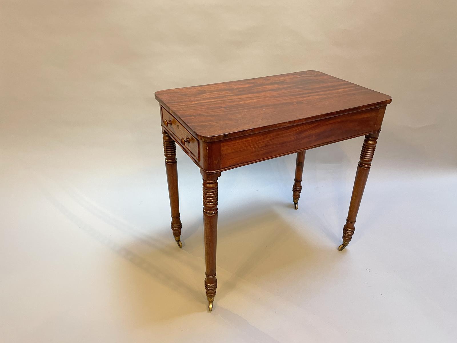 George IV Mahogany Occasional Lamp Table (1 of 6)