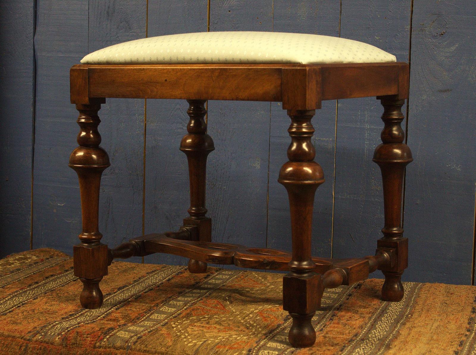 Walnut Dressing Stool. Early 20th C (1 of 9)