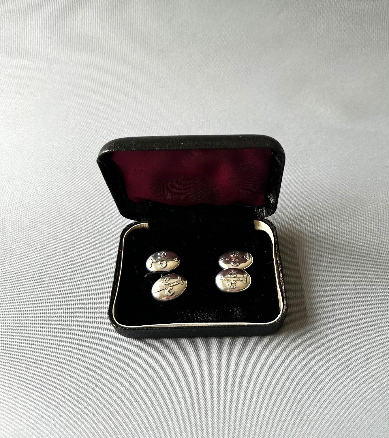 Boxed Pair of Victorian Horseshoe & Crop Silver Cufflinks (1 of 6)
