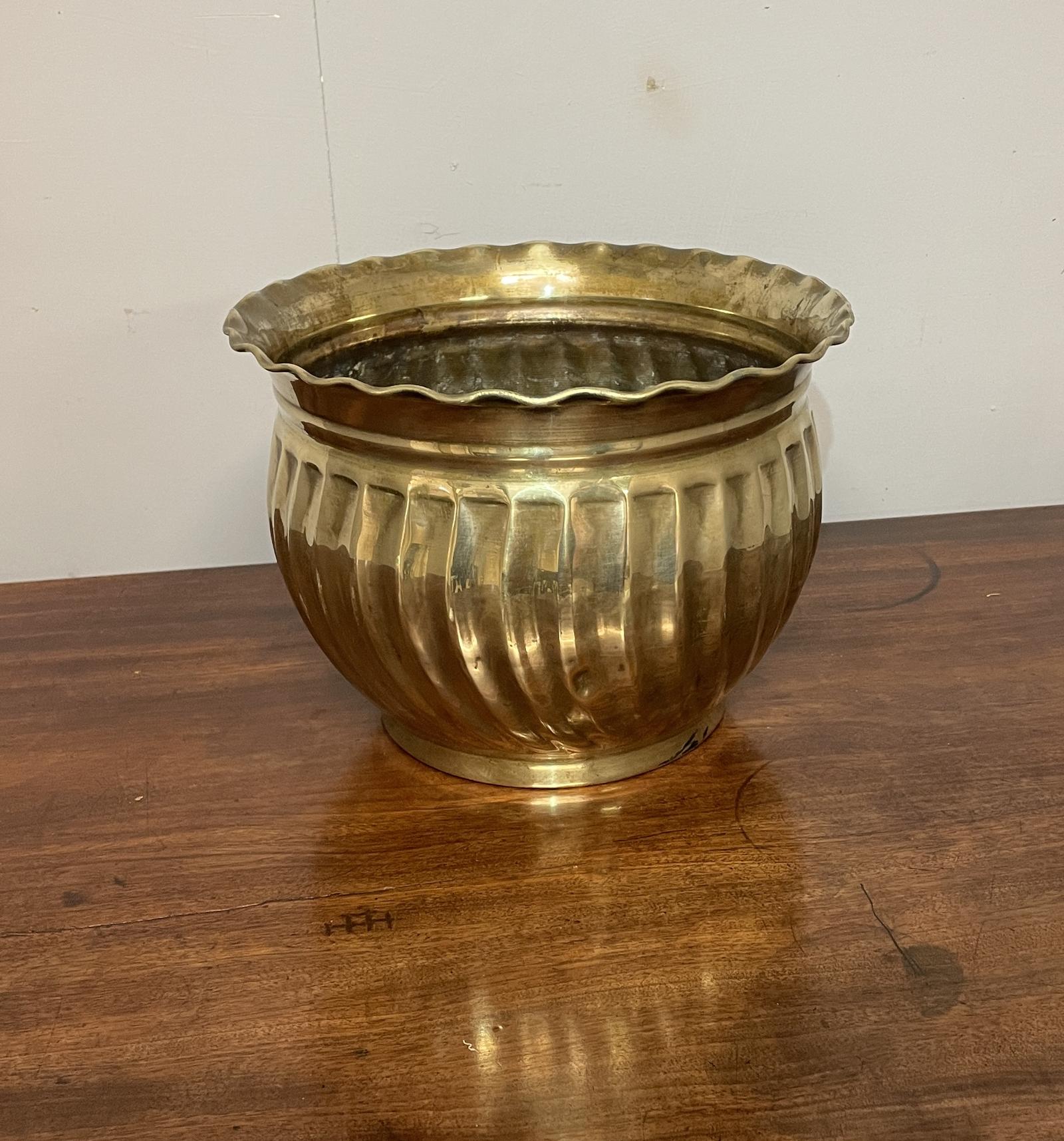 Edwardian Solid Brass Fluted Jardiniere (1 of 7)