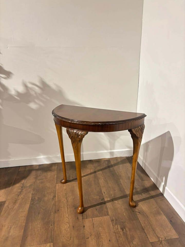 Reproduction Mahogany Demi Lune Hall Table (1 of 12)
