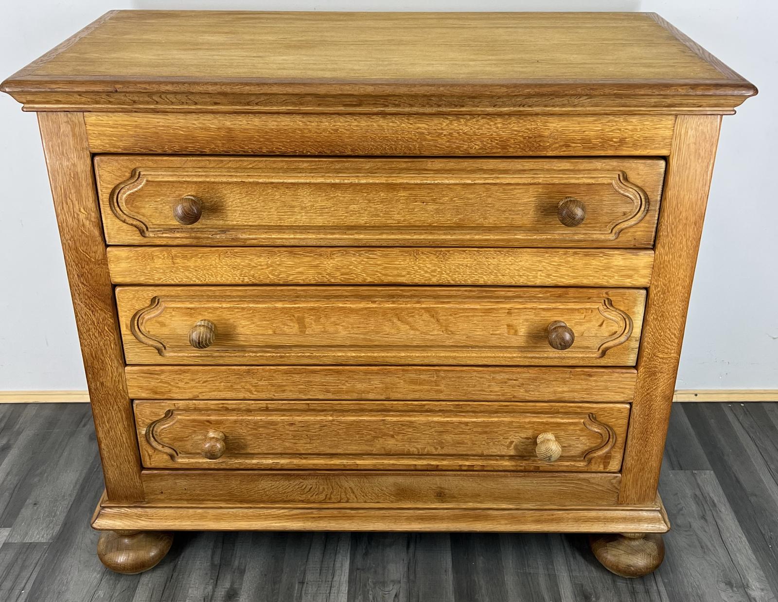 Vintage French Chest of Drawers (1 of 11)