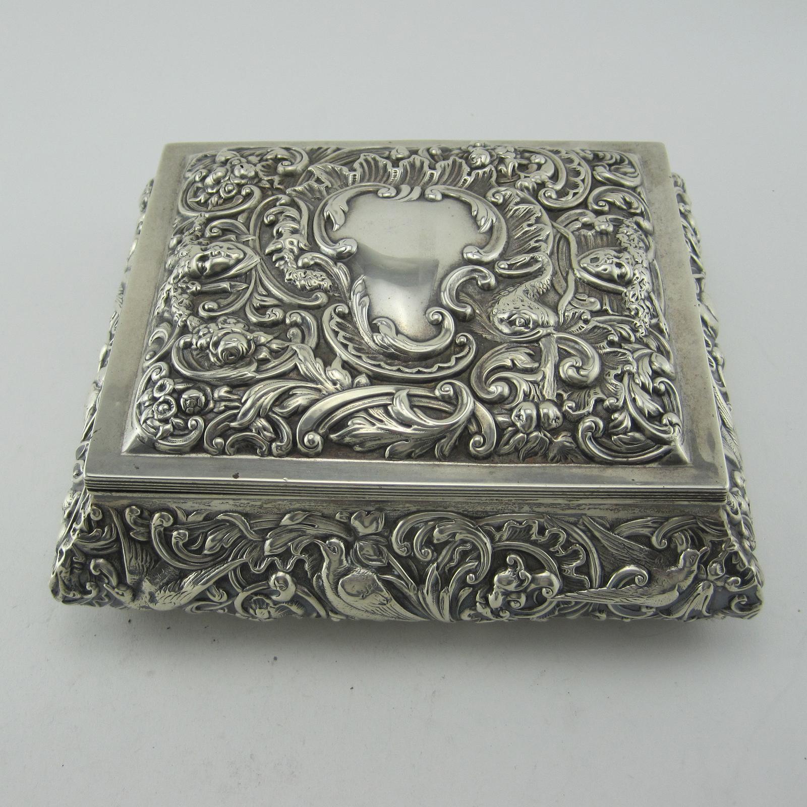 Large Victorian William Comyns Sterling Silver Jewellery Box (1 of 8) Large Victorian William Comyns Sterling Silver Jewellery Box (1 of 8)