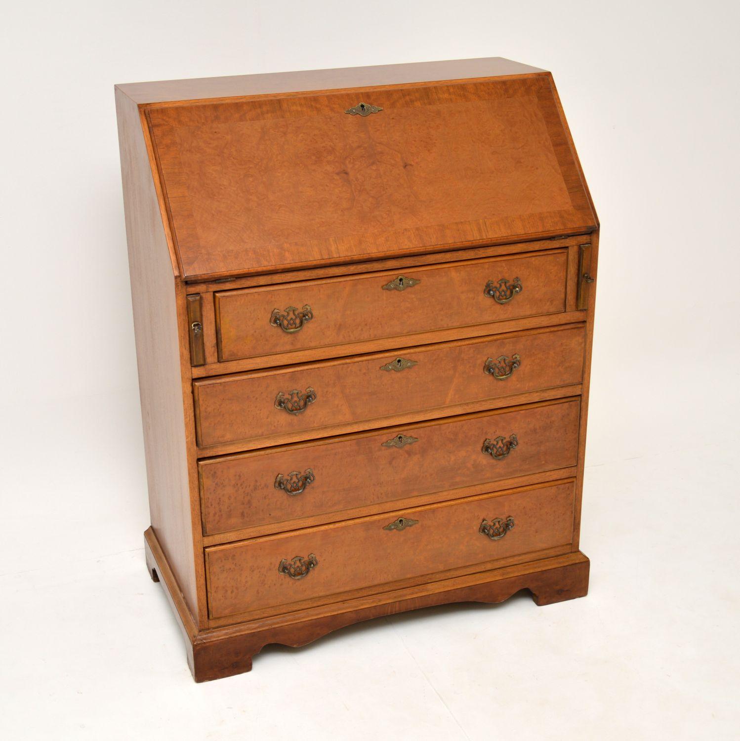 Georgian Style Burr Walnut Writing Bureau 1930s (1 of 11) Georgian Style Burr Walnut Writing Bureau 1930s (1 of 11)