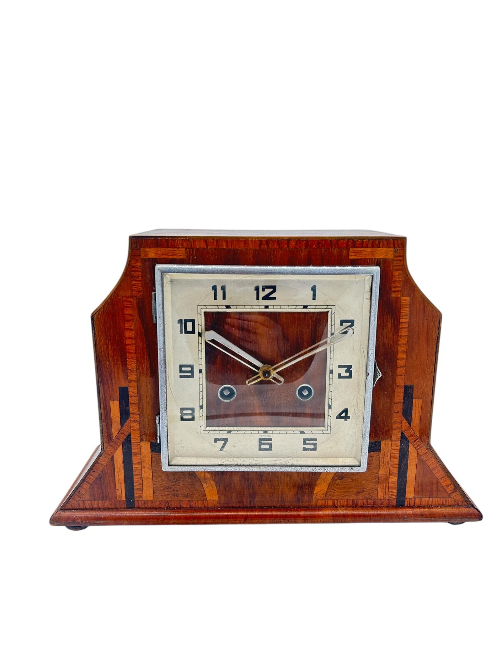 Stylish English Art Deco Mantle Clock - 8 Day Striking Mantel Clock (1 of 9) Stylish English Art Deco Mantle Clock - 8 Day Striking Mantel Clock (1 of 9)