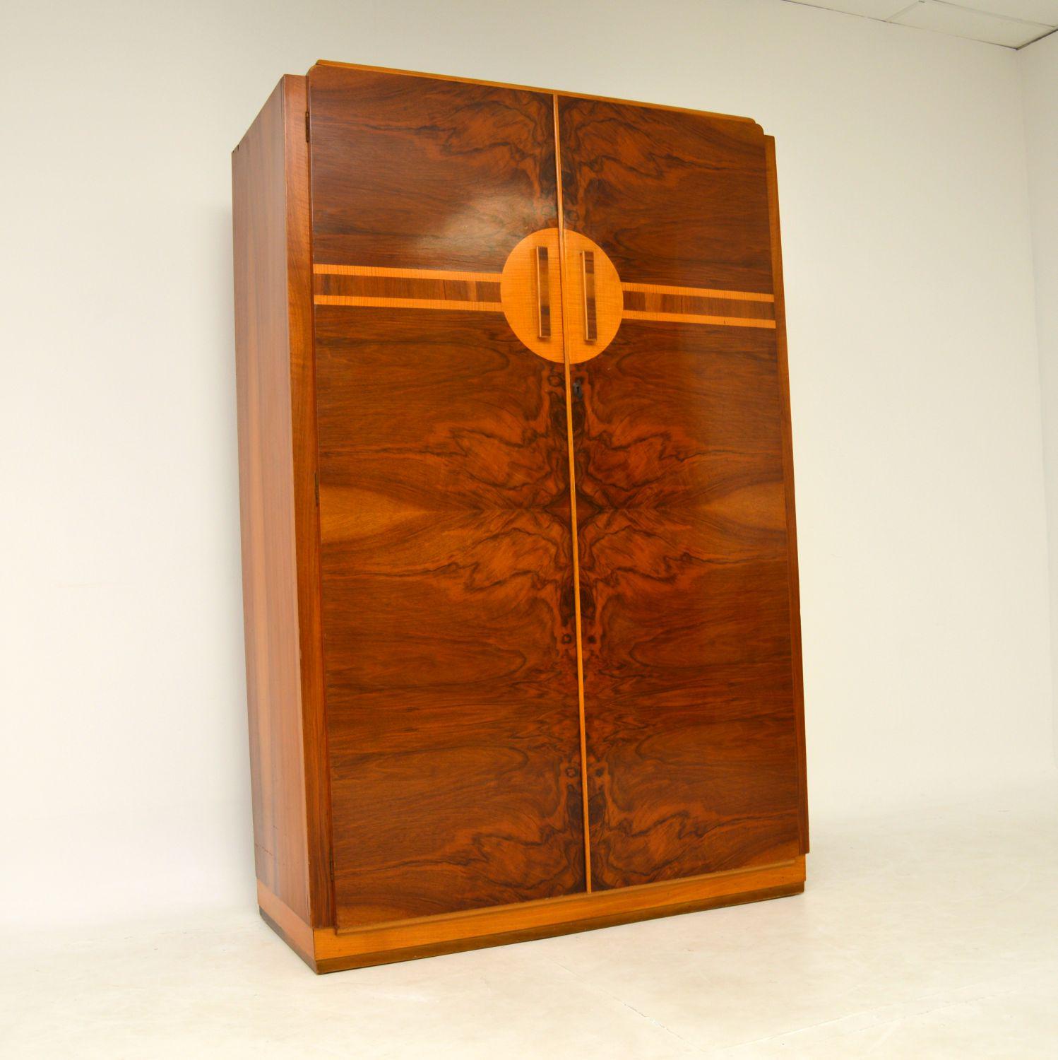 Art Deco Figured Walnut Wardrobe Vintage 1930's (1 of 10) Art Deco Figured Walnut Wardrobe Vintage 1930's (1 of 10)