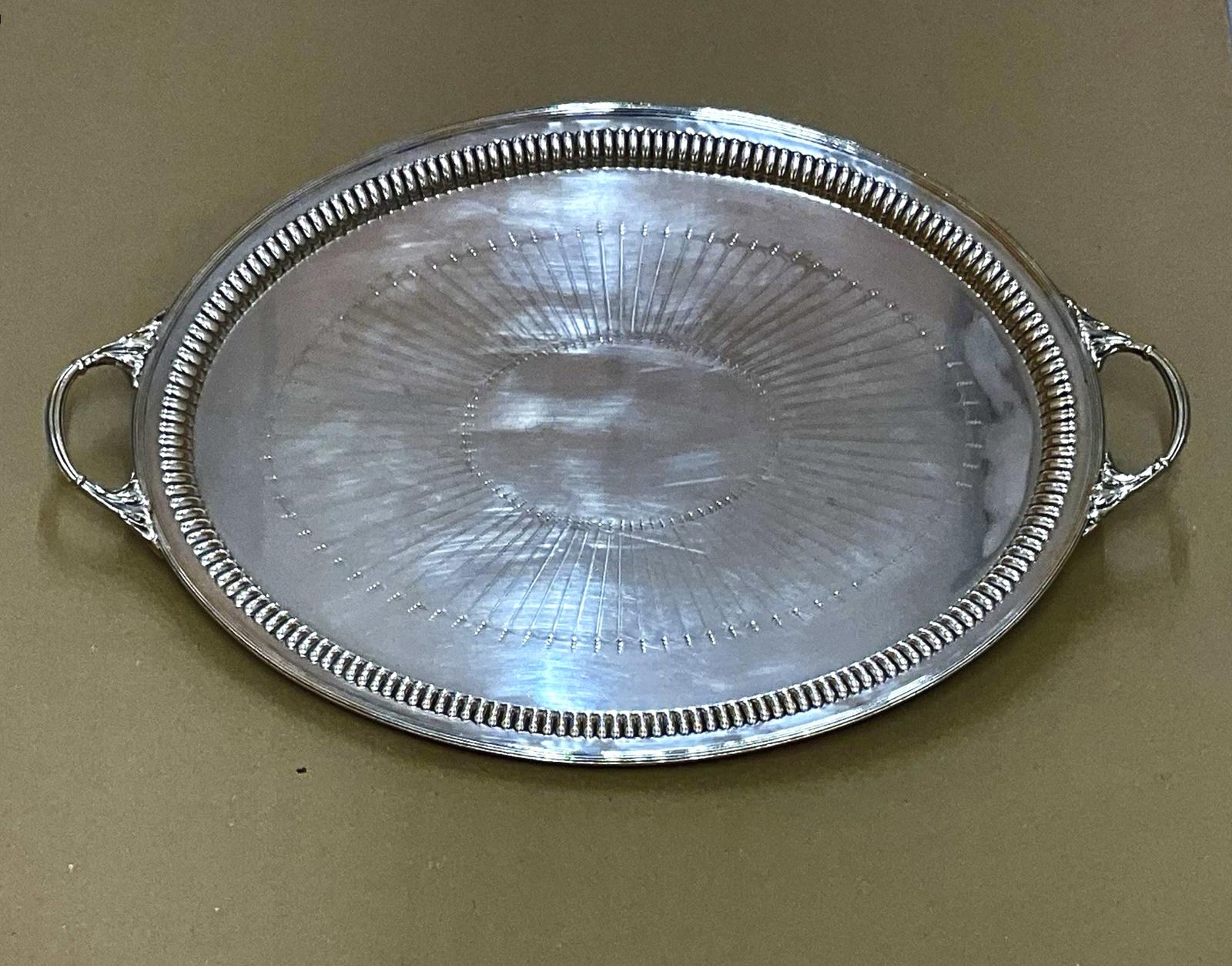 Antique Silver Plated Oval Butlers Tray by Goldsmiths & Silversmiths London 71cm 3kg c.1900 (1 of 6) Antique Silver Plated Oval Butlers Tray by Goldsmiths & Silversmiths London 71cm 3kg c.1900 (1 of 6)