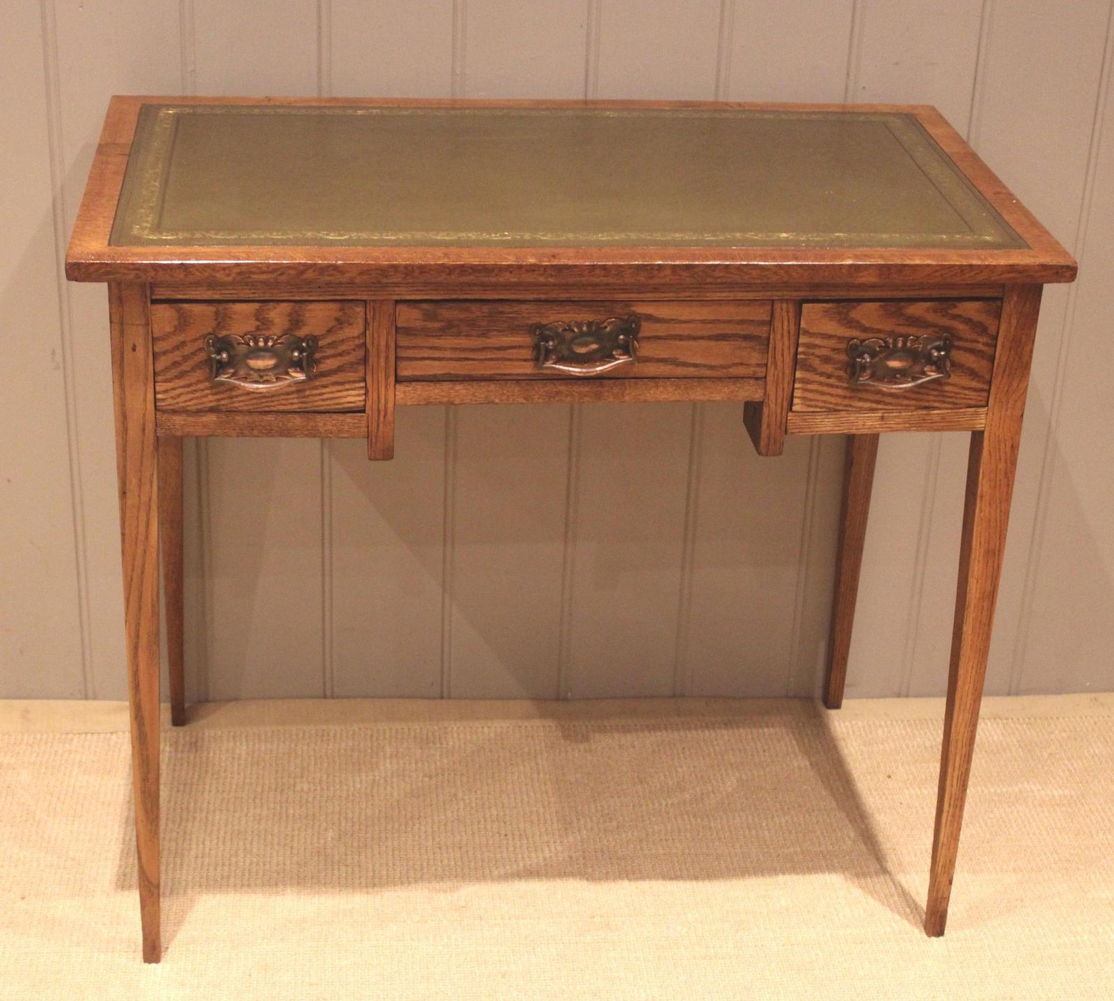 Arts & Crafts Oak Writing Desk (1 of 12) Arts & Crafts Oak Writing Desk (1 of 12)