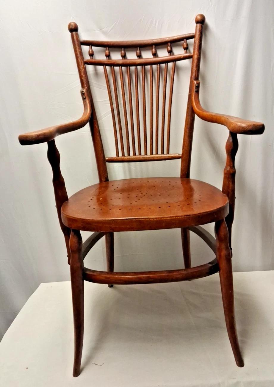 Antique Bentwood Carver Chair (1 of 8)