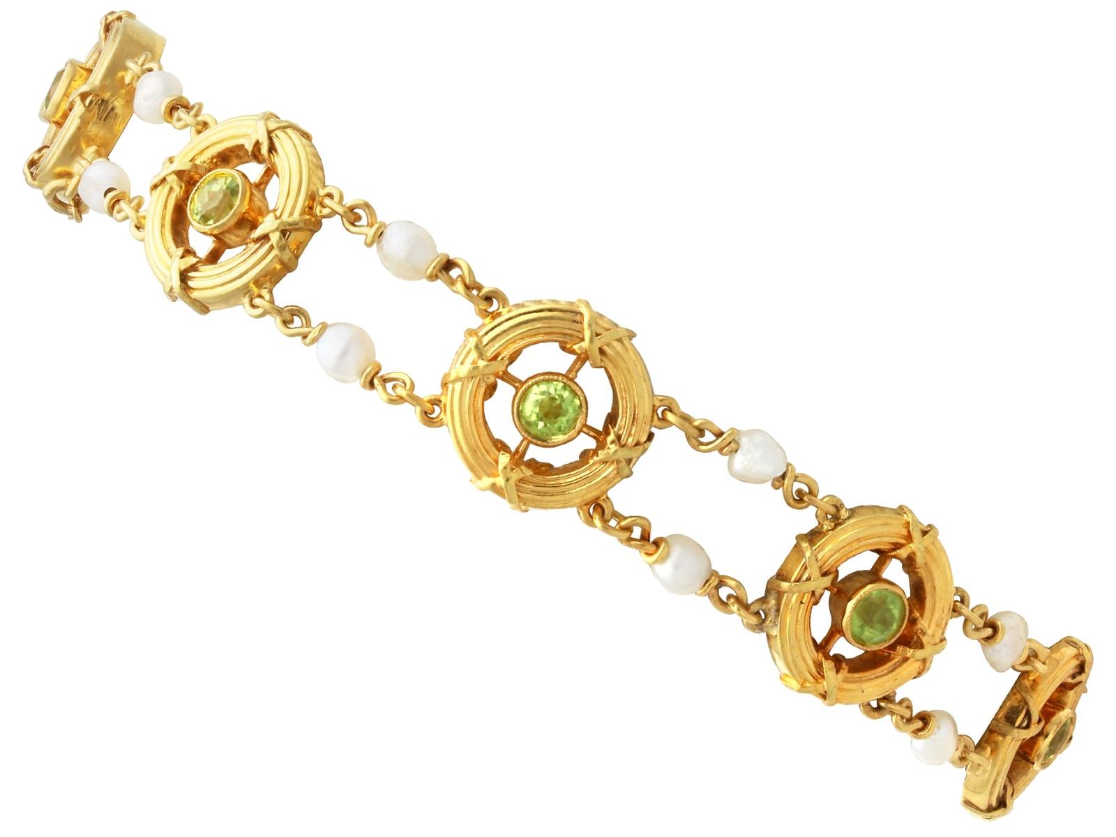Antique 1.35ct Peridot, Natural Pearl & 15ct Yellow Gold Bracelet c.1900 (1 of 12)