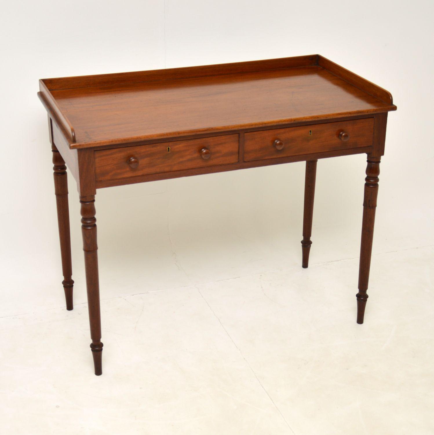 Antique Victorian Mahogany Writing Table / Desk (1 of 10) Antique Victorian Mahogany Writing Table / Desk (1 of 10)