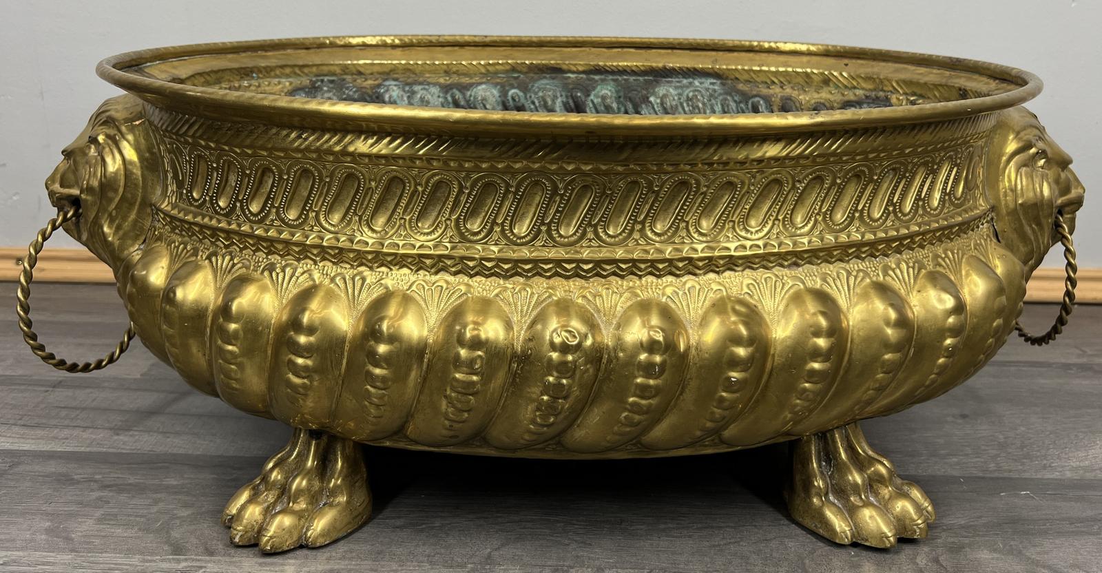 Vintage French Planter Brass Lion Head Jardinière Footed Bowl (1 of 14)