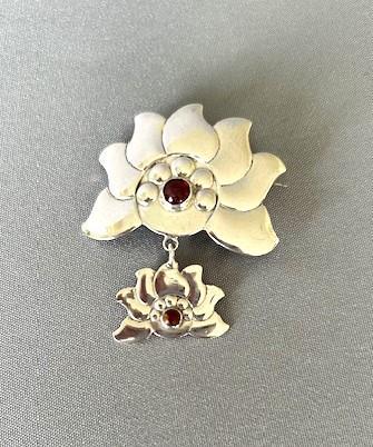 Danish Silver & Garnet Skonvirke Brooch (1 of 7) Danish Silver & Garnet Skonvirke Brooch (1 of 7)