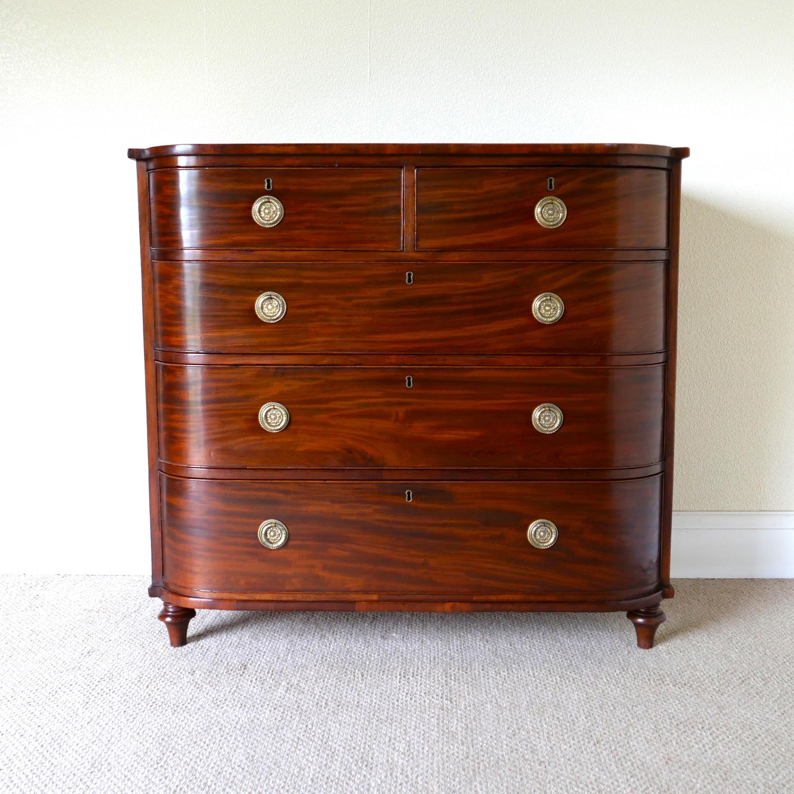 Mahogany D Fronted Chest of Drawers (1 of 8)