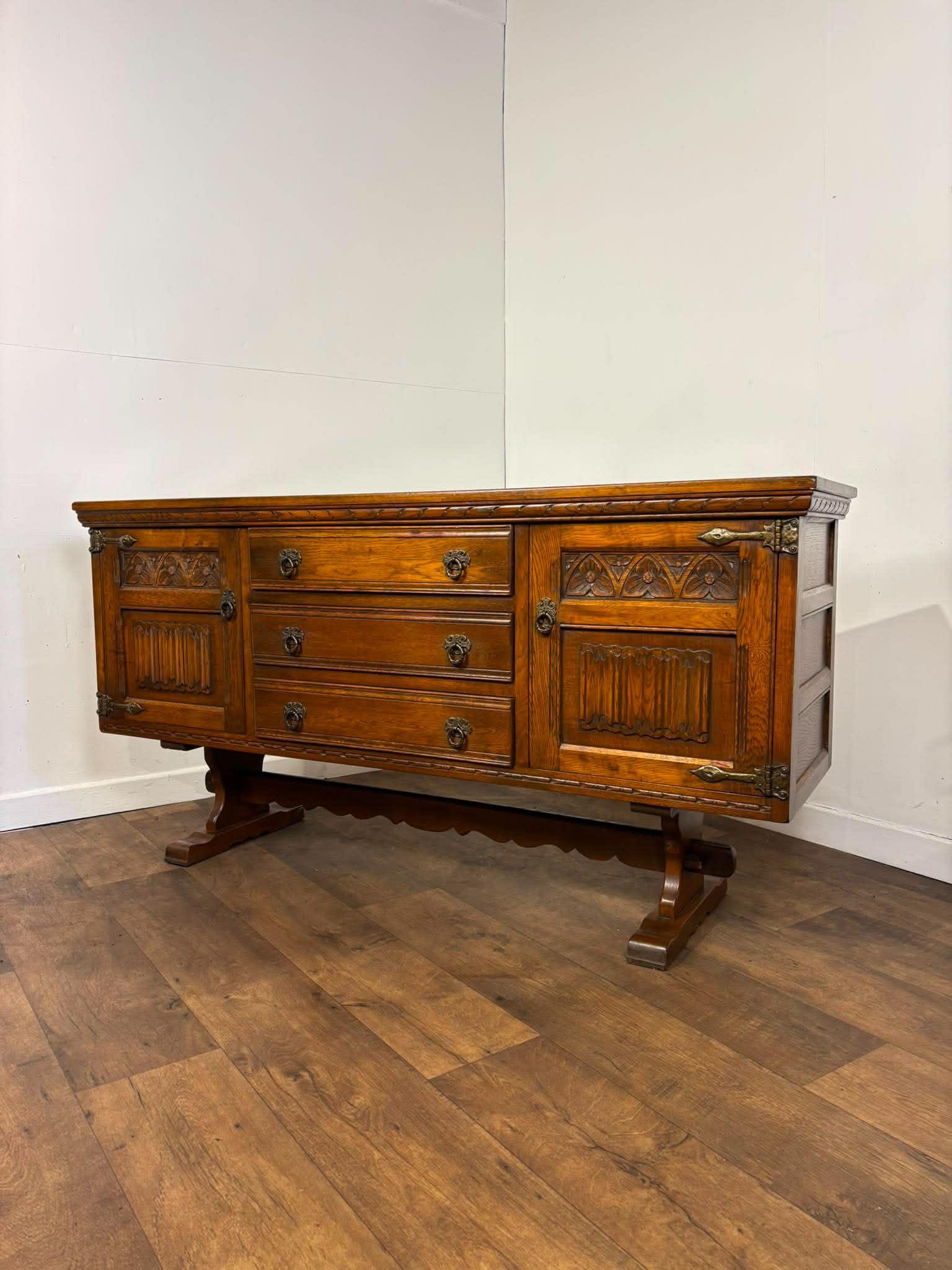 Old Charm Oak Sideboard by Wood Bros (1 of 14) Old Charm Oak Sideboard by Wood Bros (1 of 14)